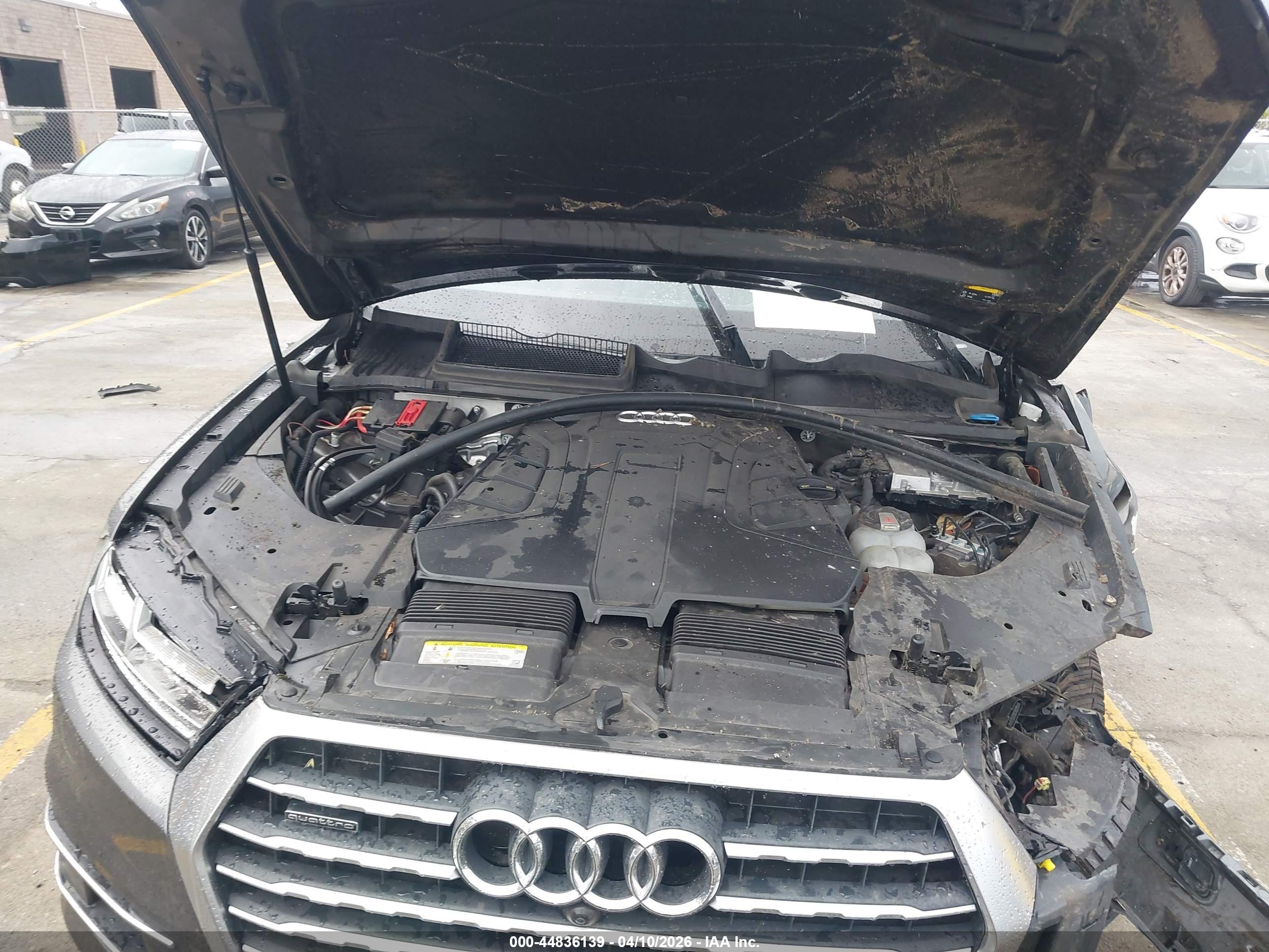 AUDI Q7 image 10