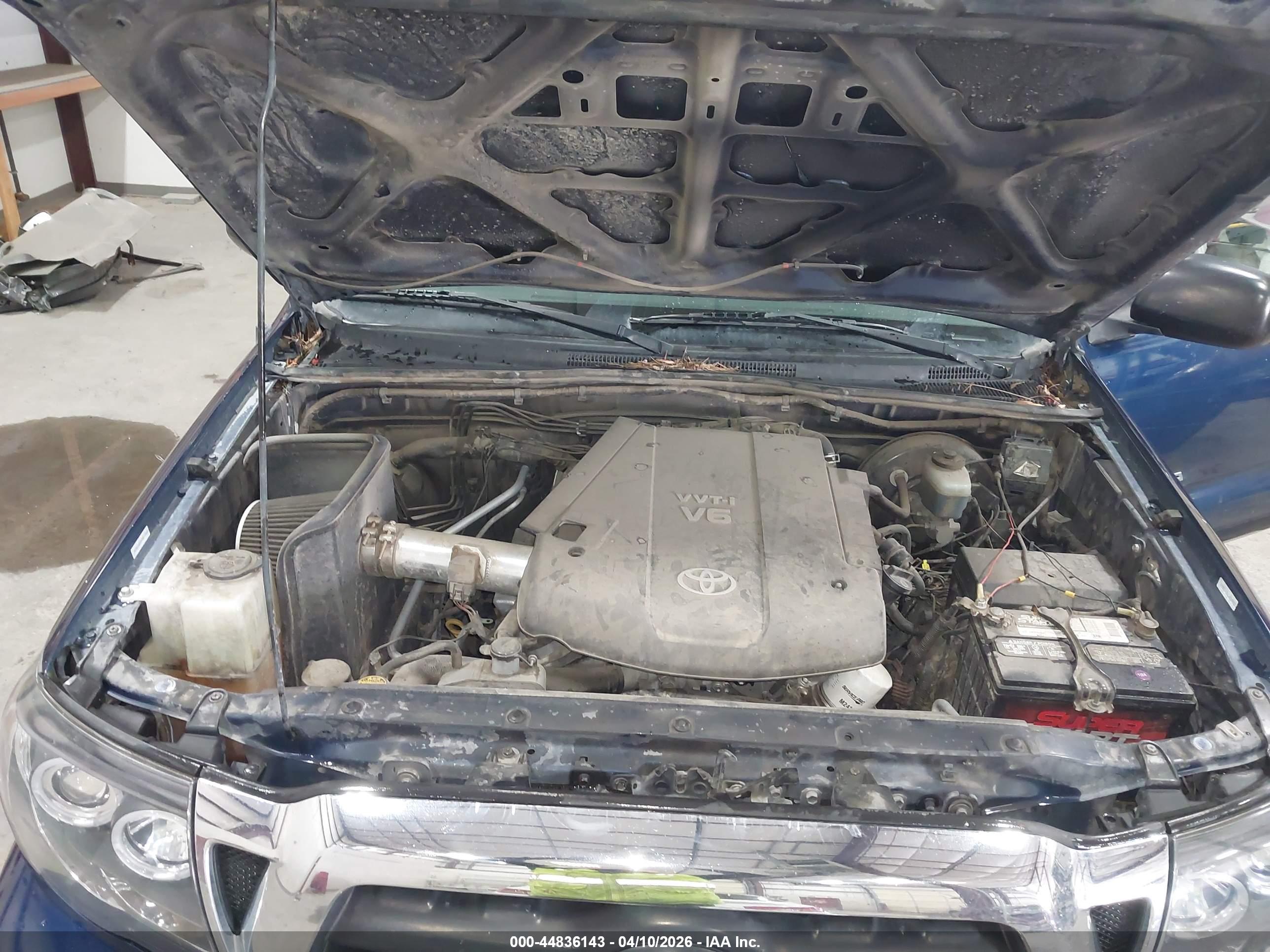 TOYOTA TACOMA image 10