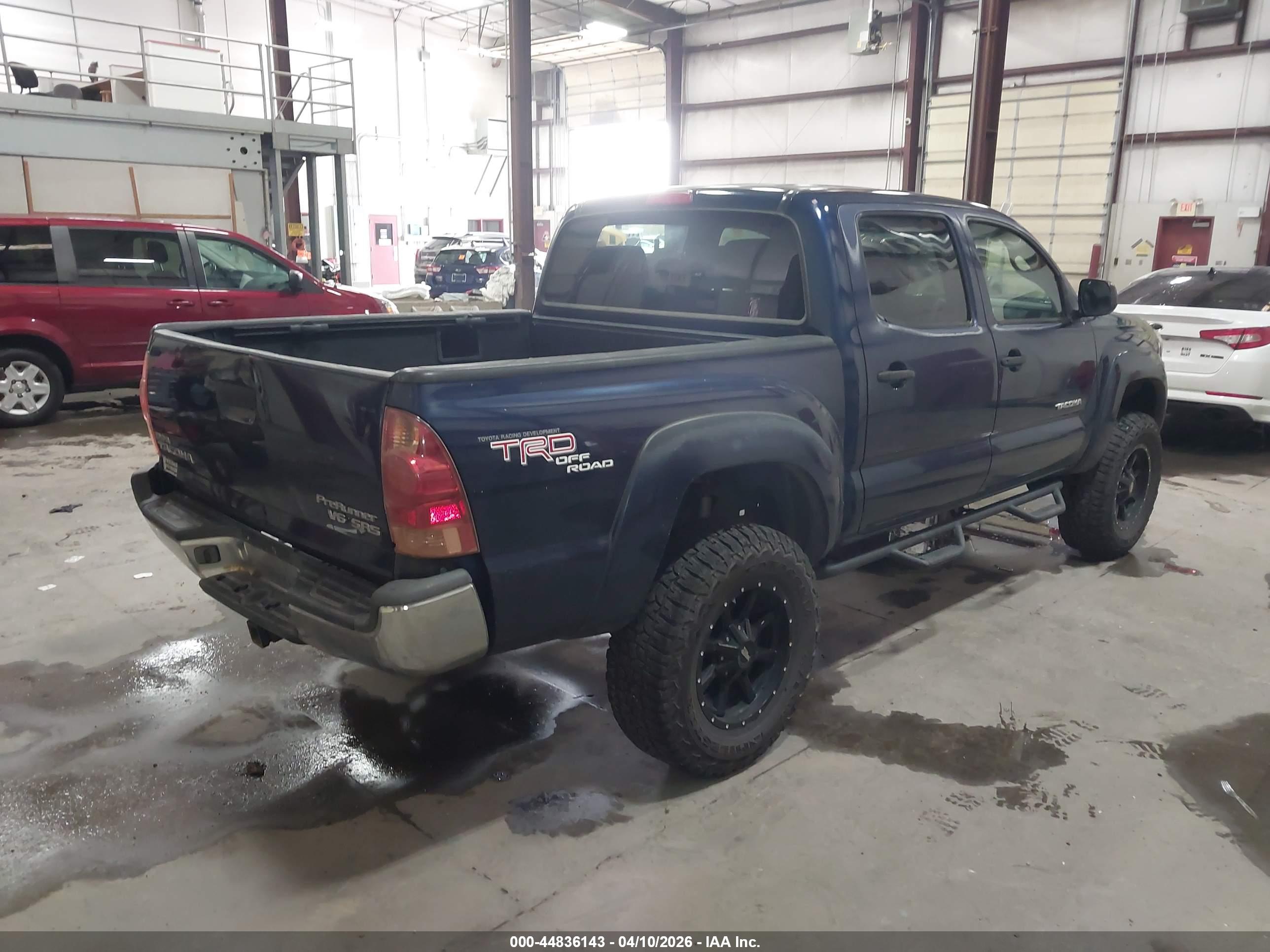 TOYOTA TACOMA image 4