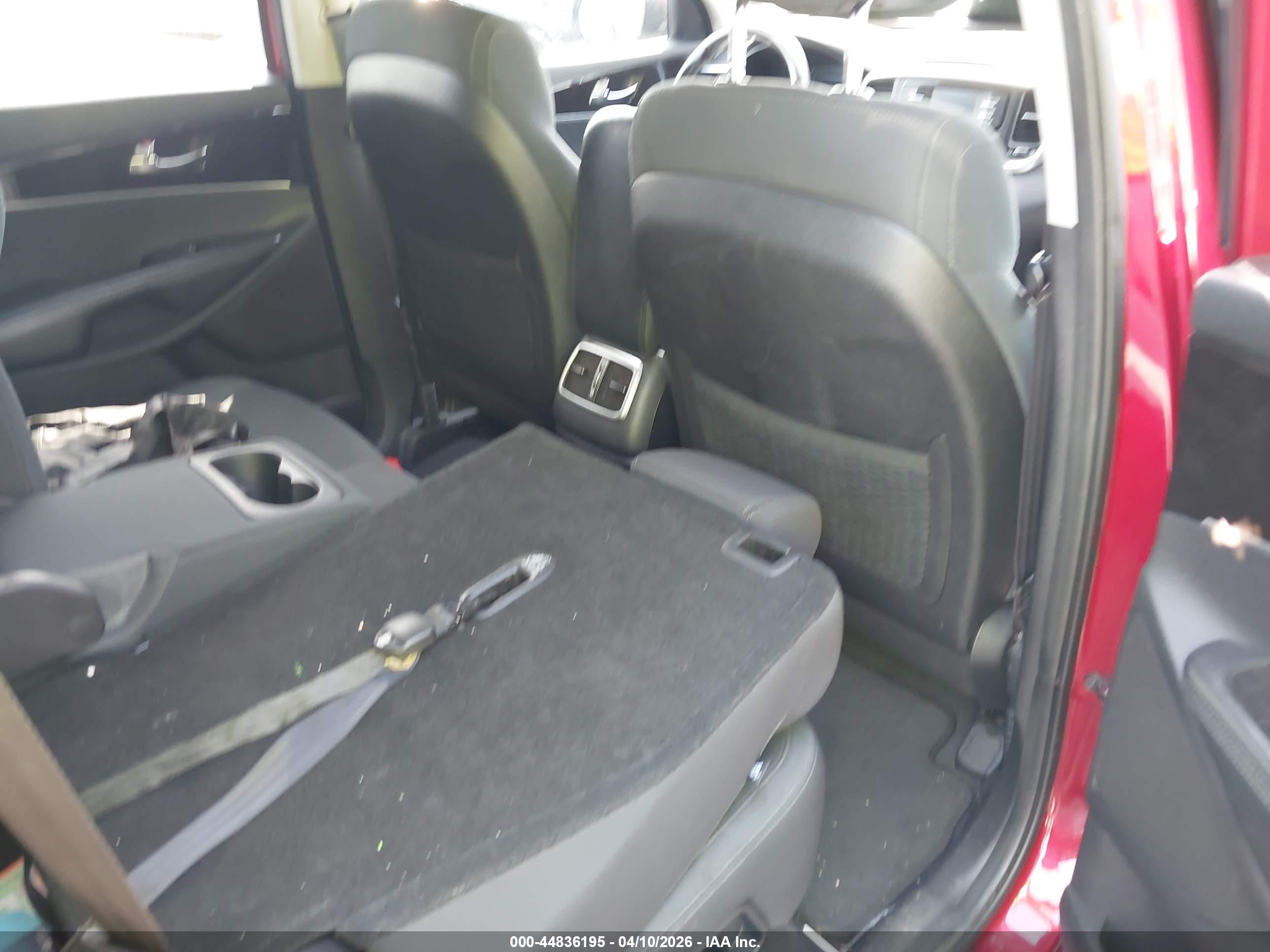 KIA SORENTO image 8