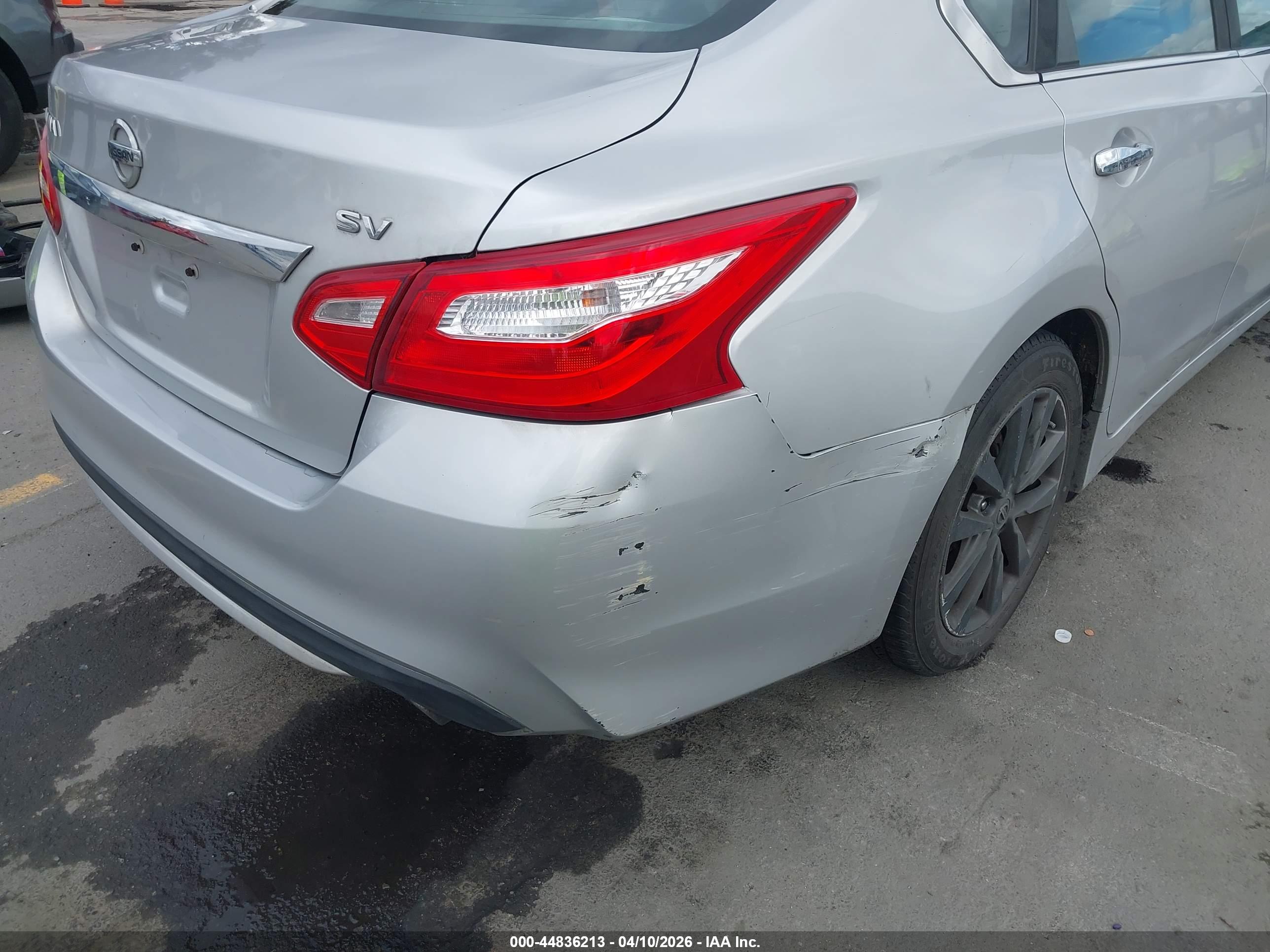 NISSAN ALTIMA image 6
