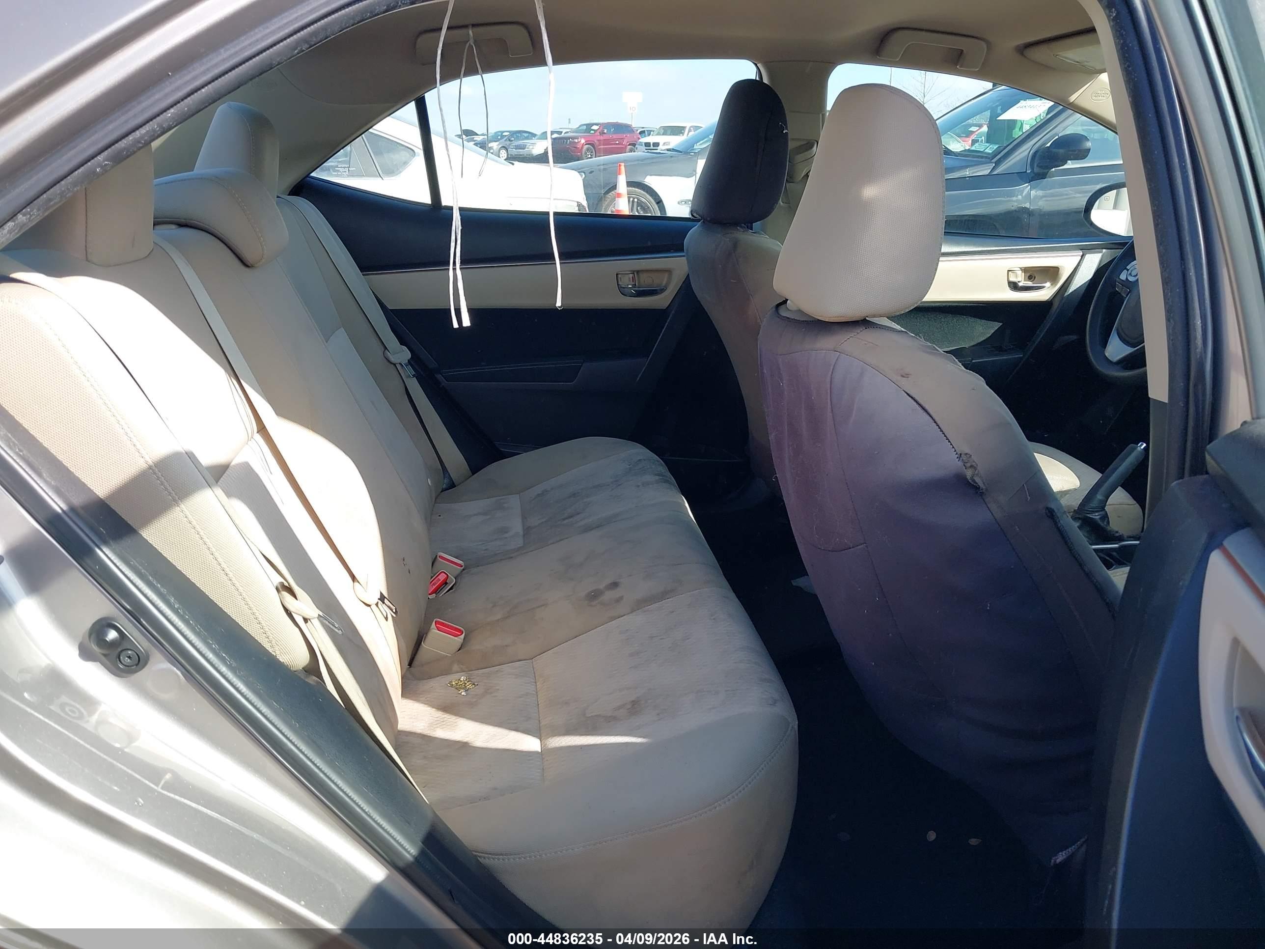 TOYOTA COROLLA image 8
