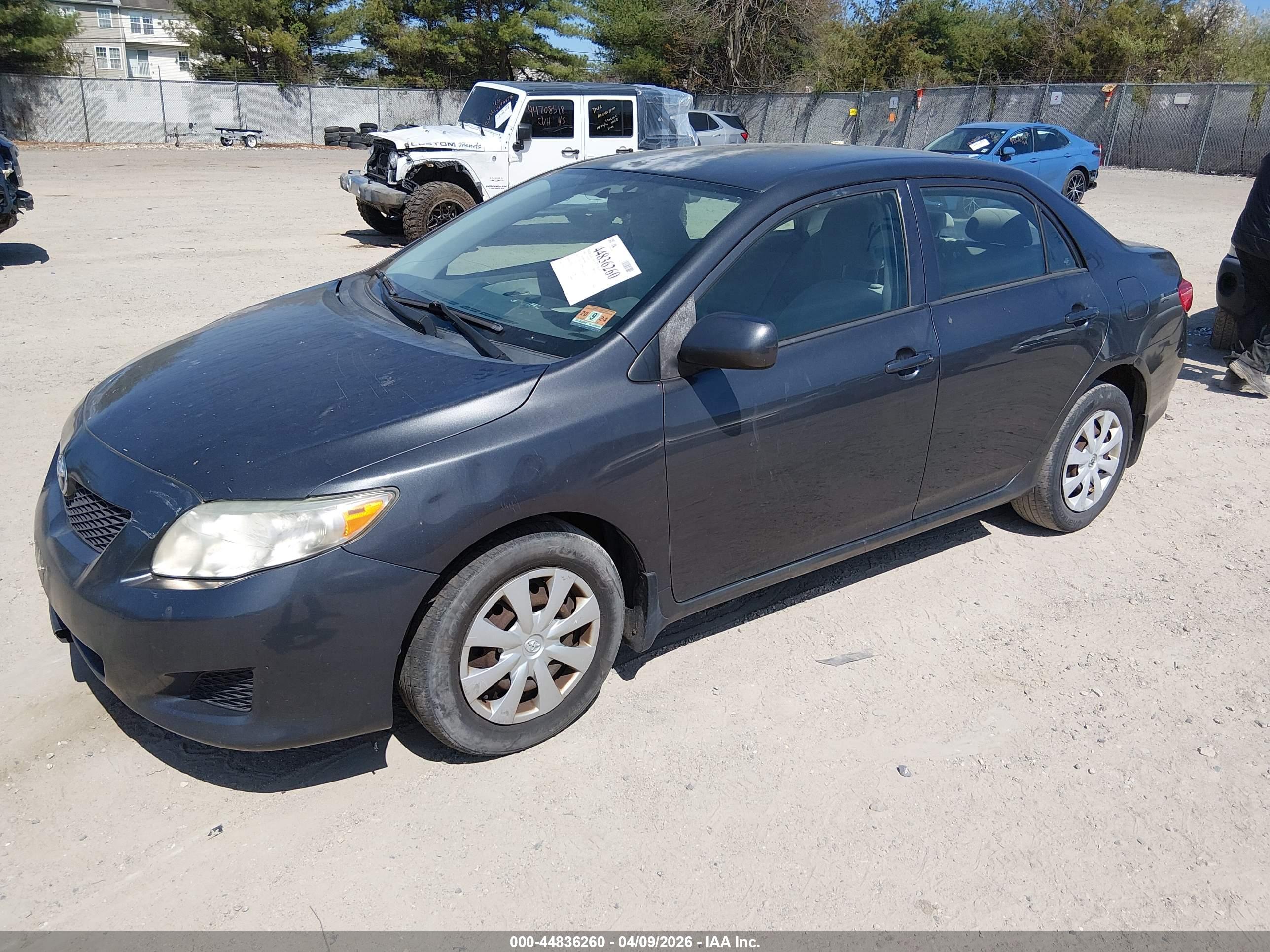 TOYOTA COROLLA image 2
