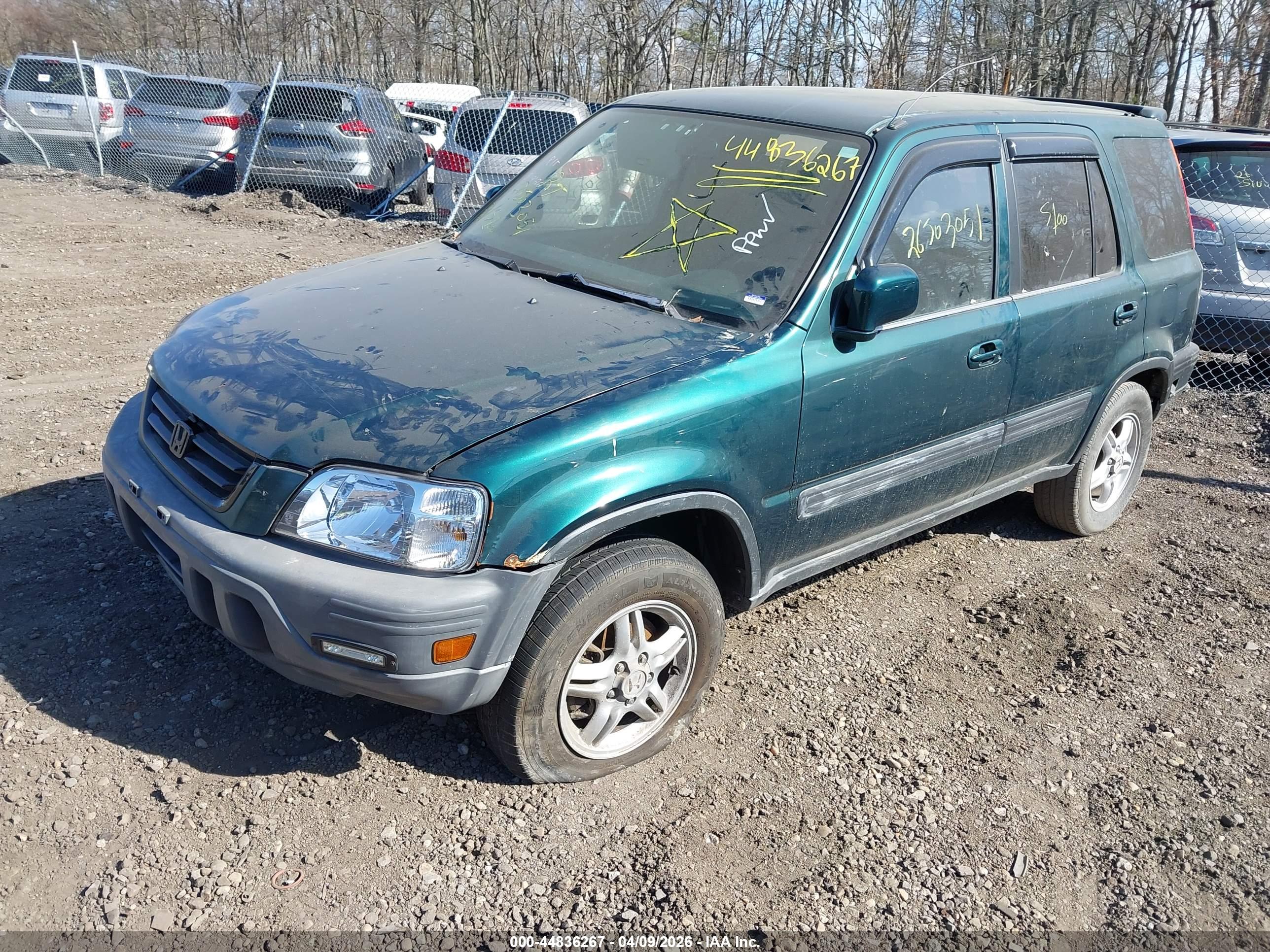 HONDA CR-V image 2