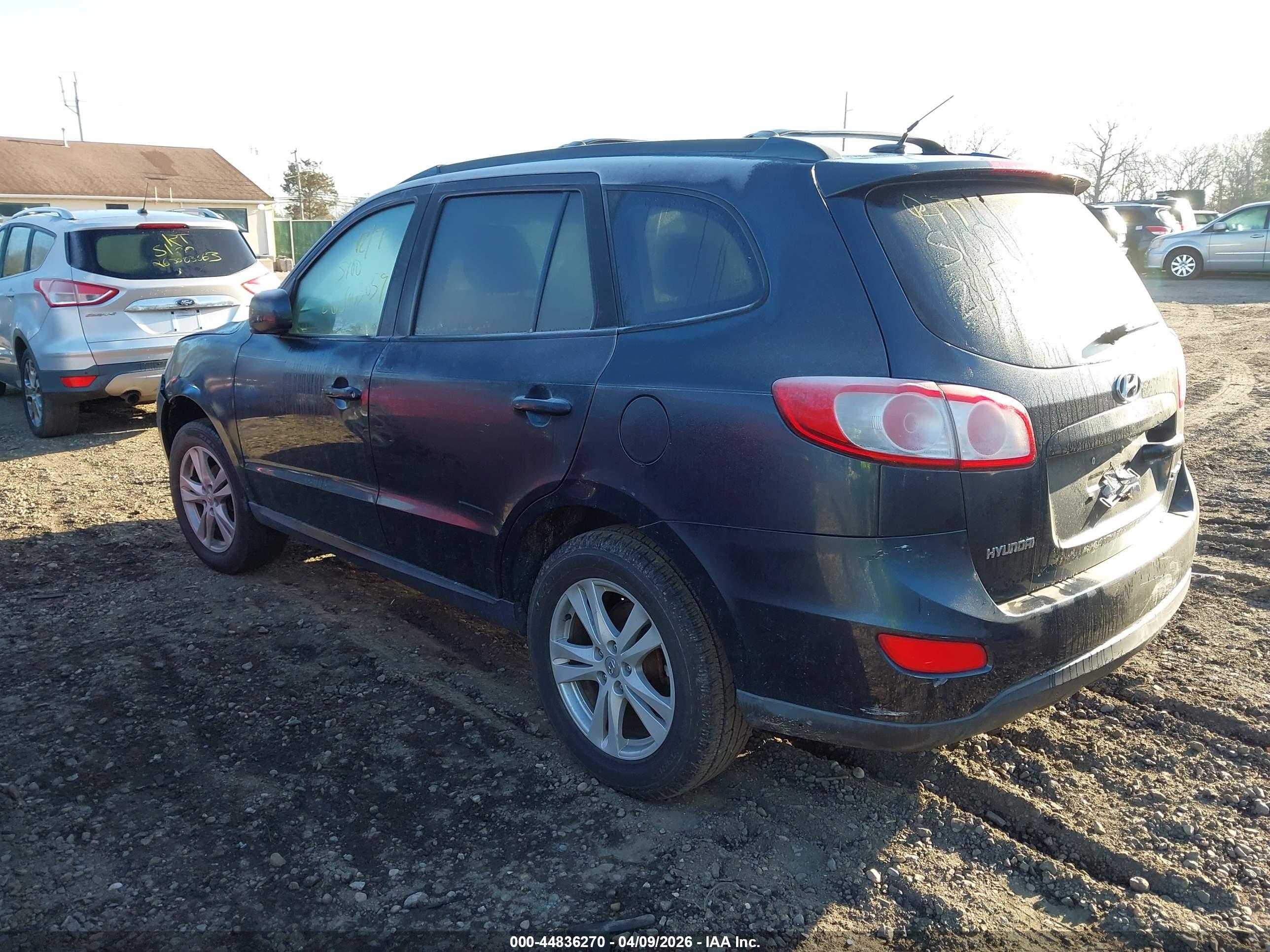 HYUNDAI SANTA image 3