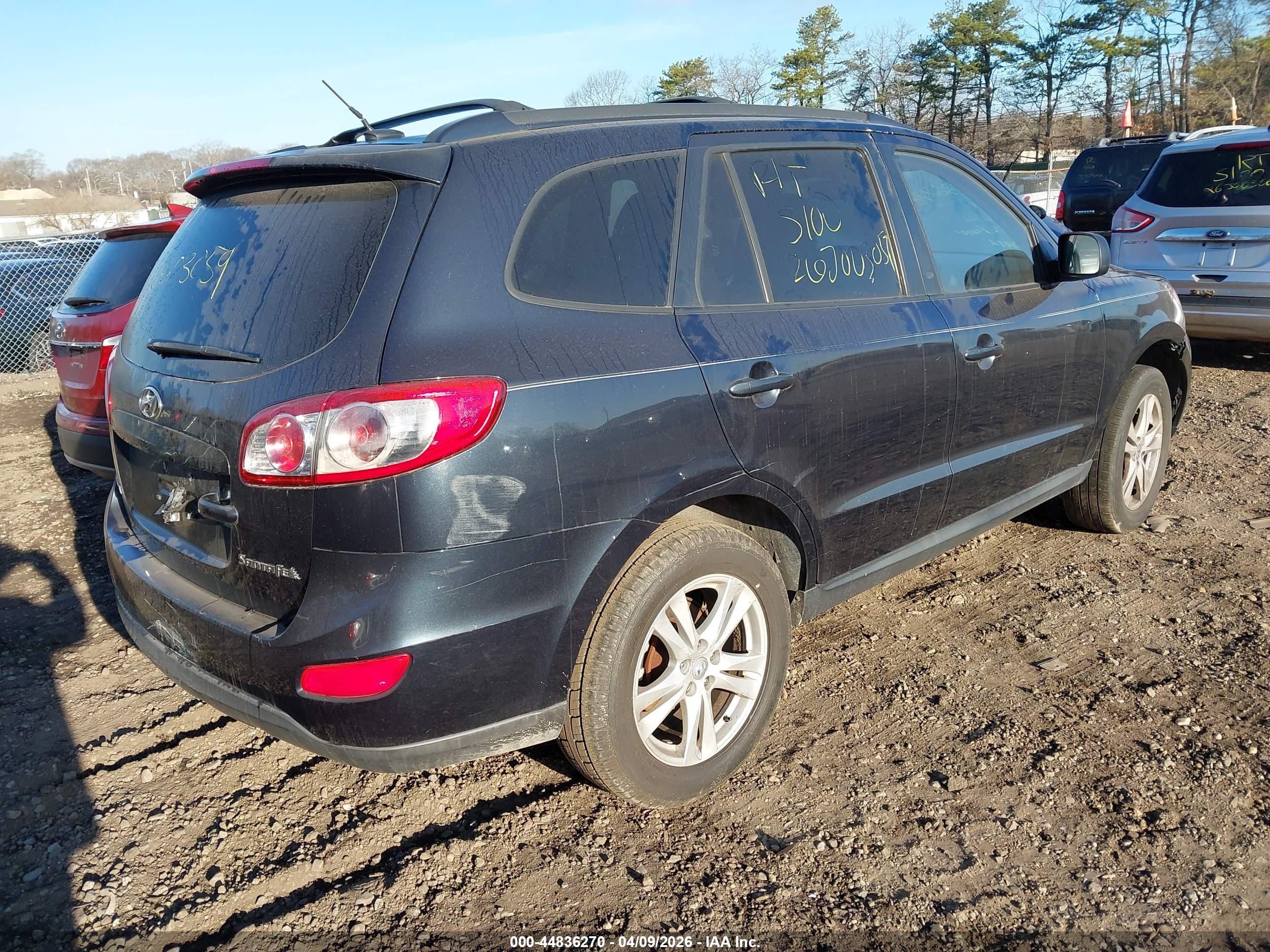 HYUNDAI SANTA image 4