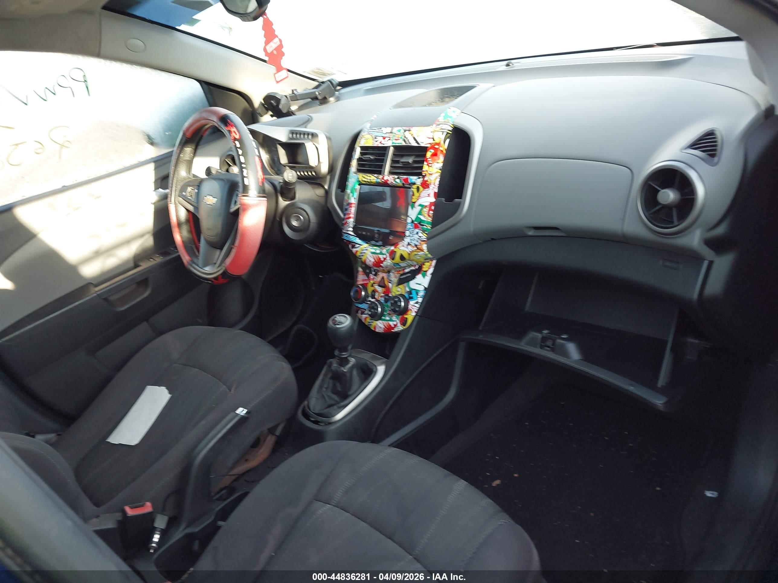 CHEVROLET SONIC image 5