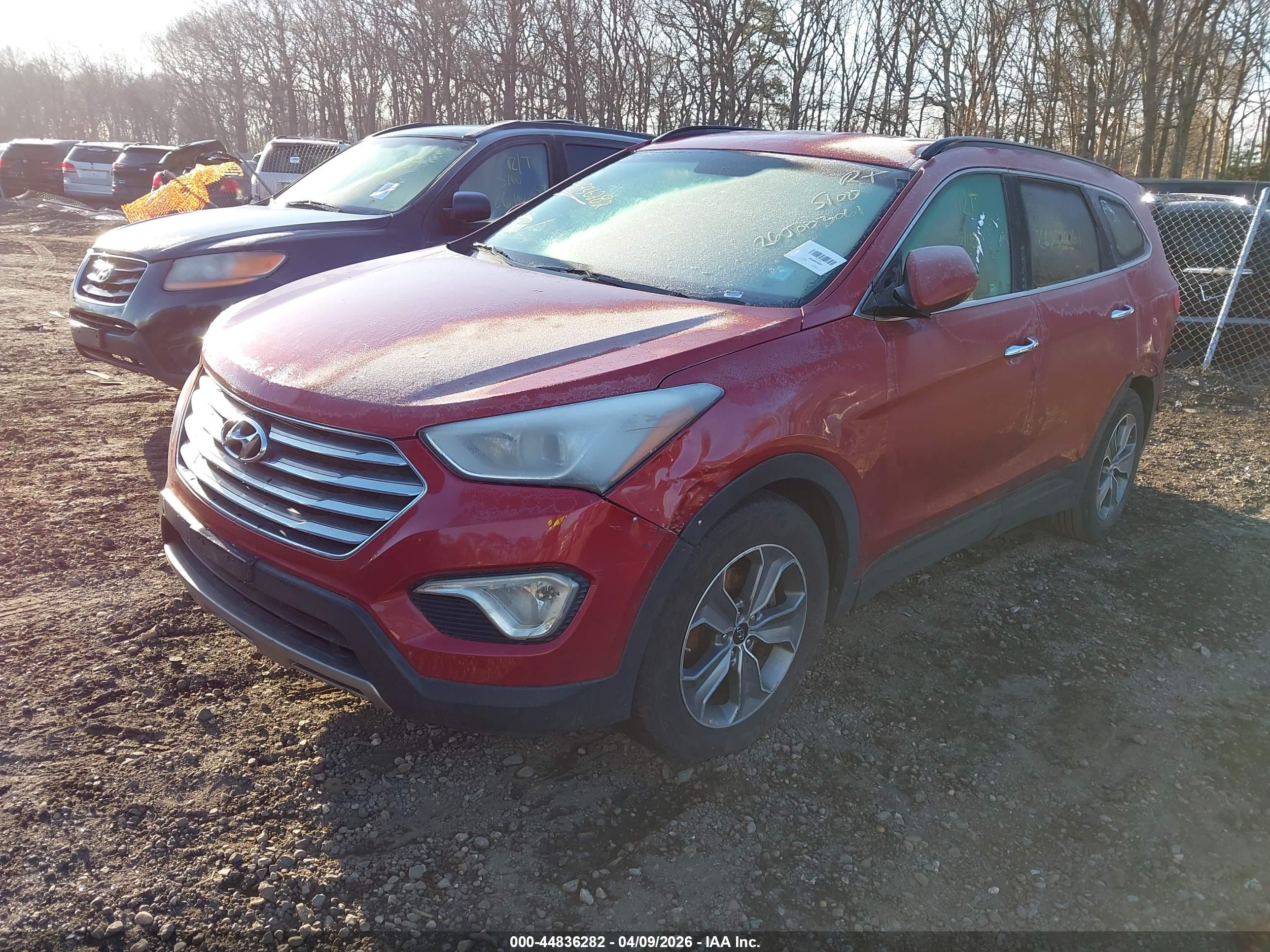 HYUNDAI SANTA image 2