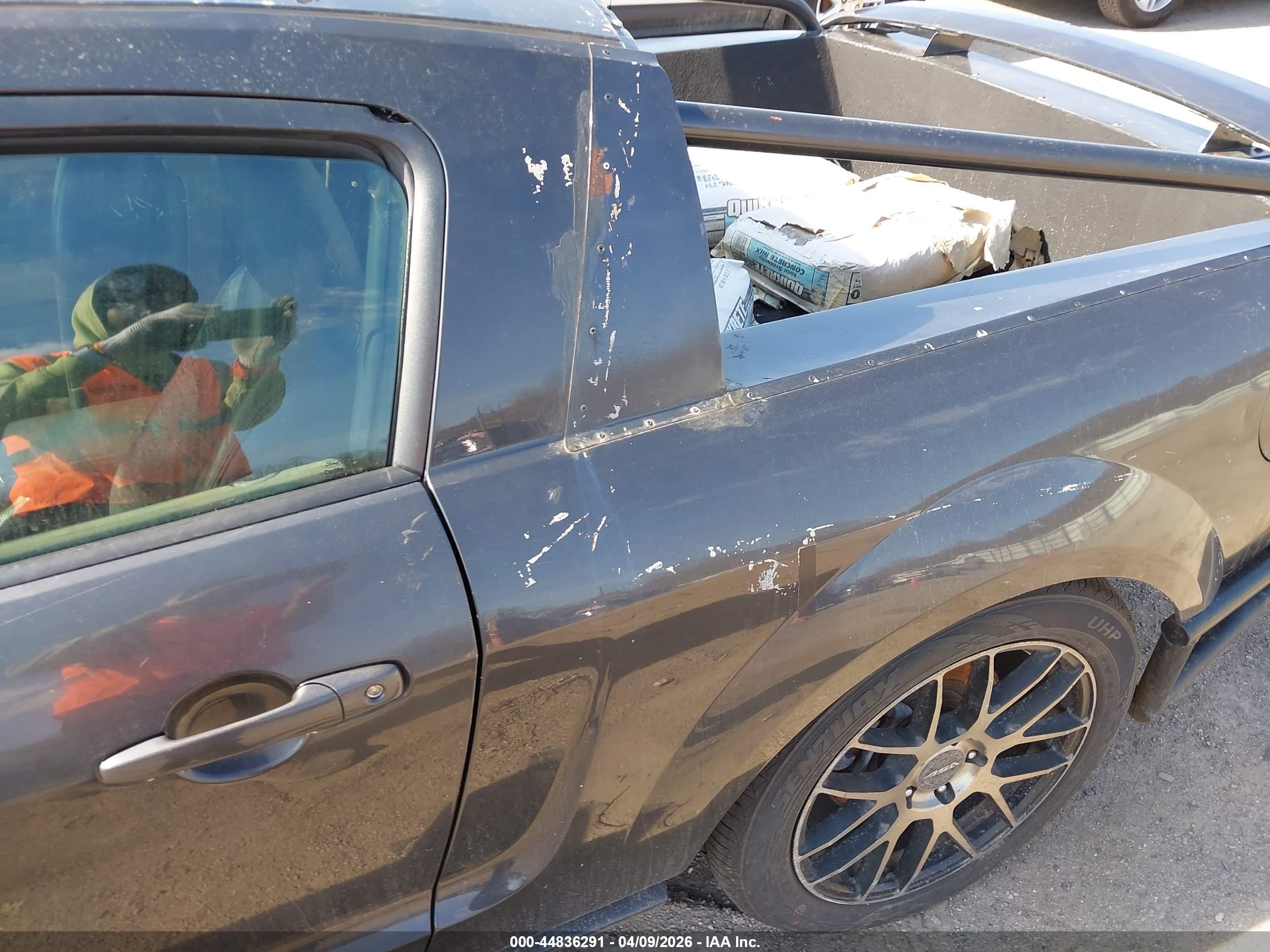 FORD MUSTANG image 6