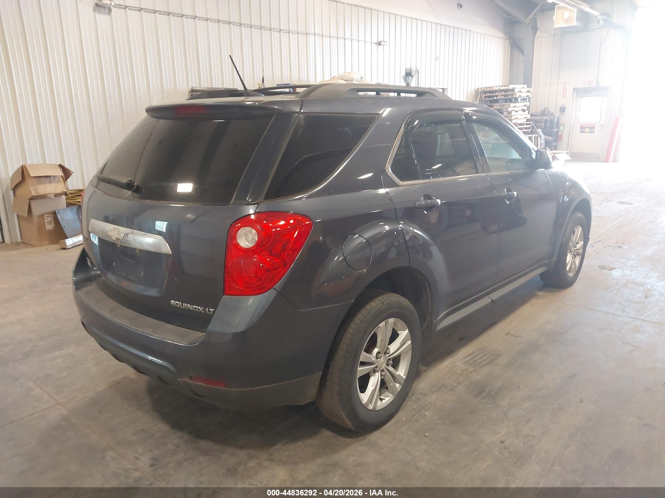 CHEVROLET EQUINOX image 4