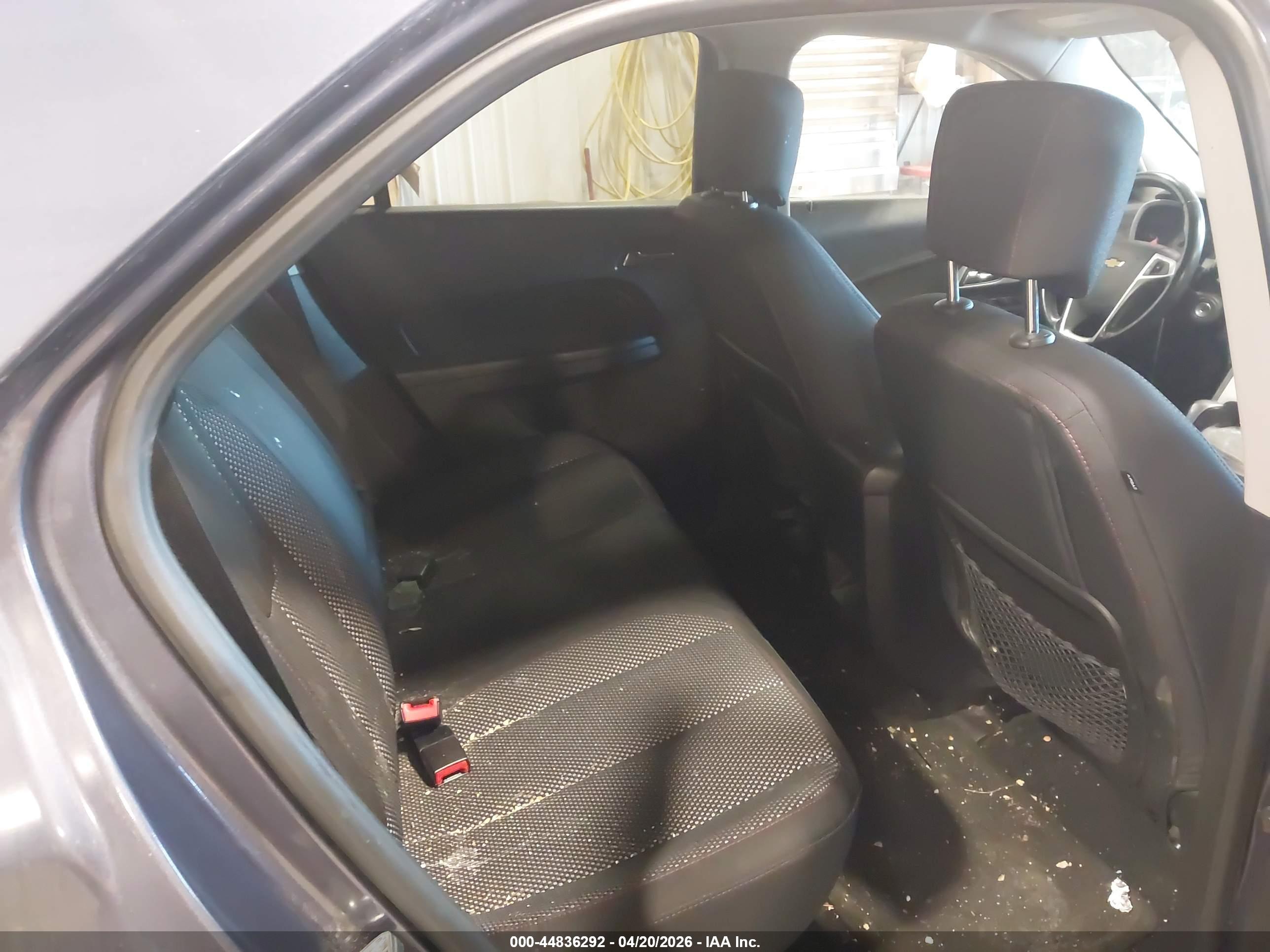 CHEVROLET EQUINOX image 8