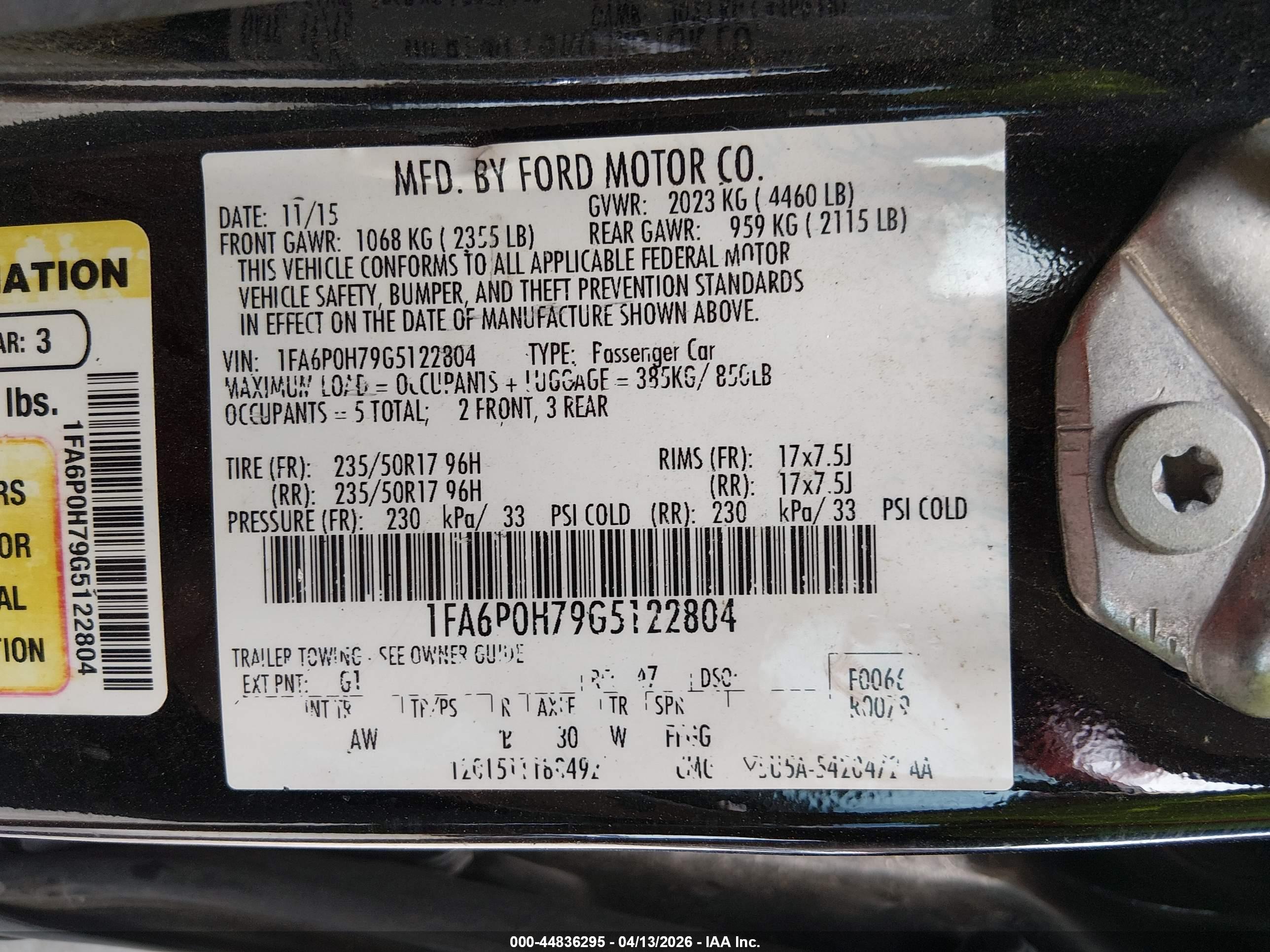FORD FUSION image 9