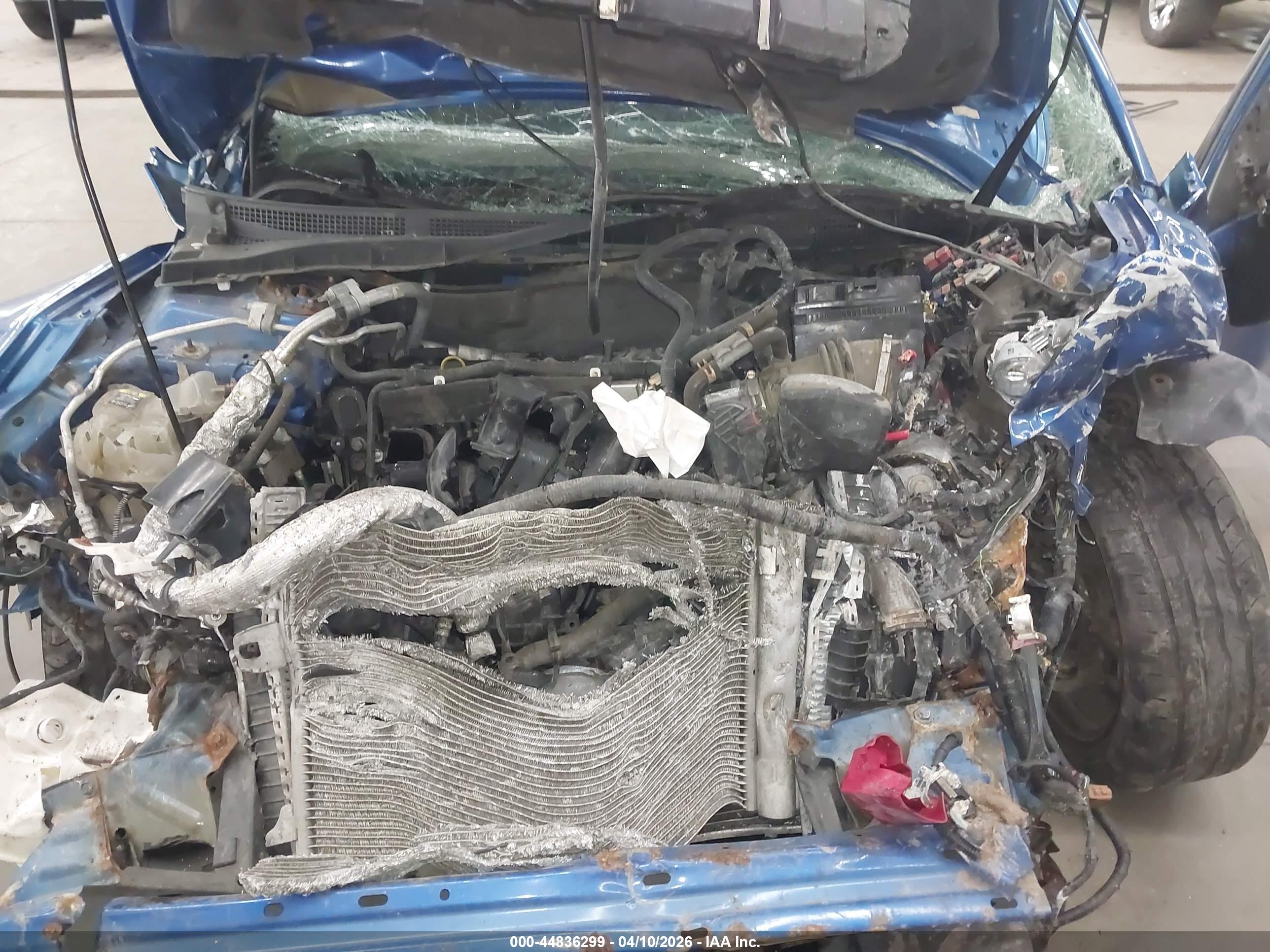 FORD FUSION image 10