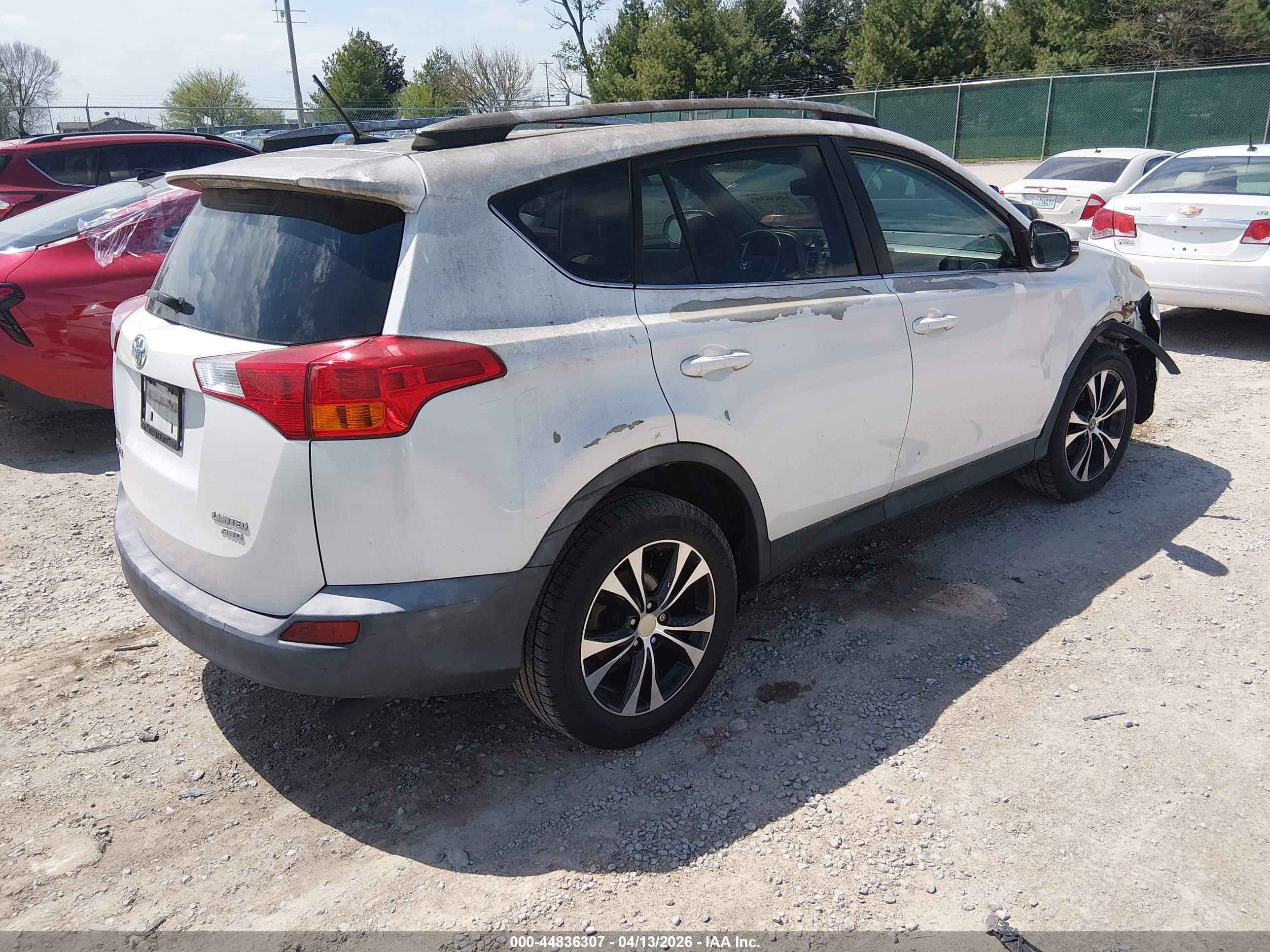TOYOTA RAV4 image 4