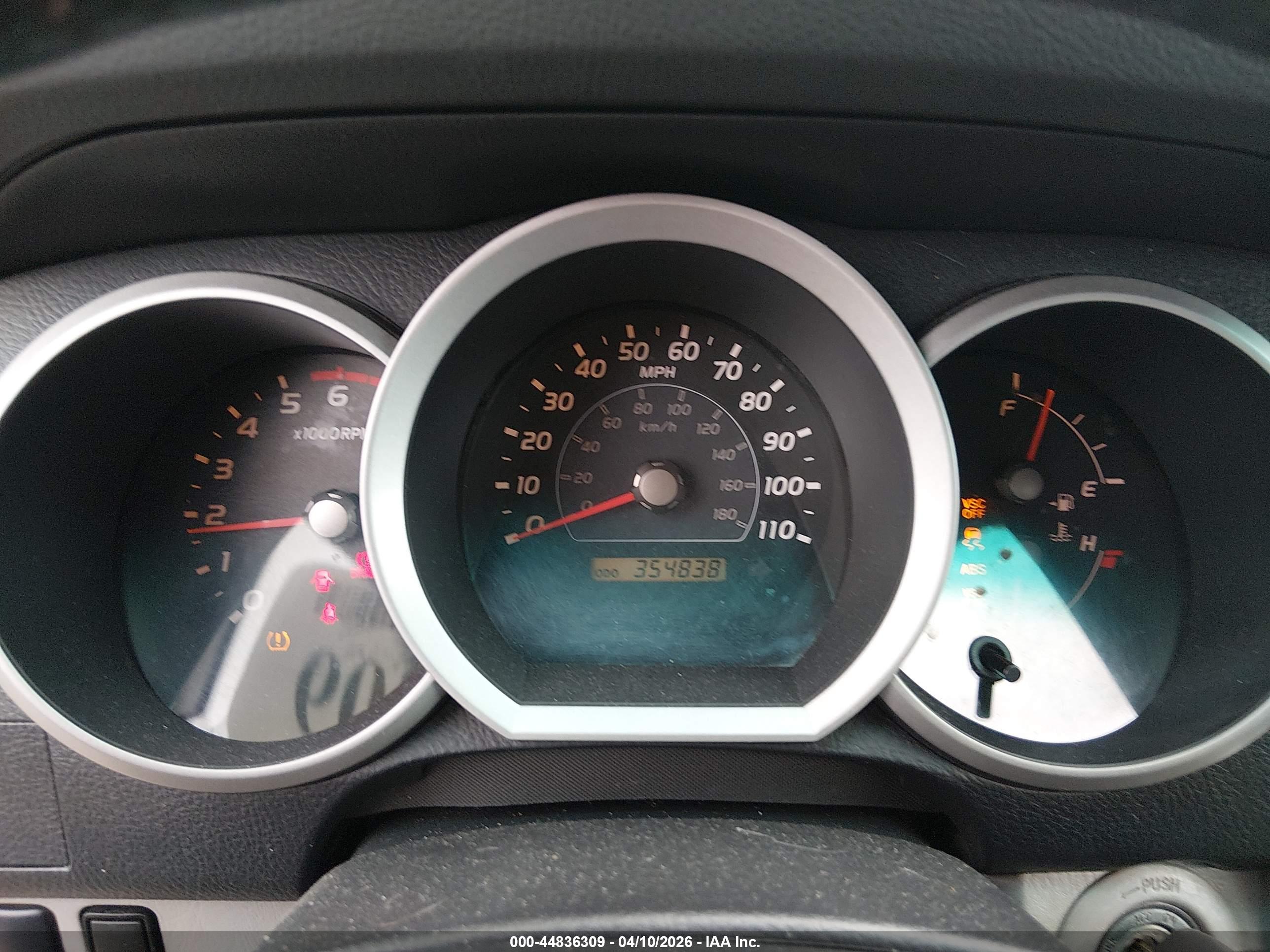 TOYOTA 4RUNNER image 7