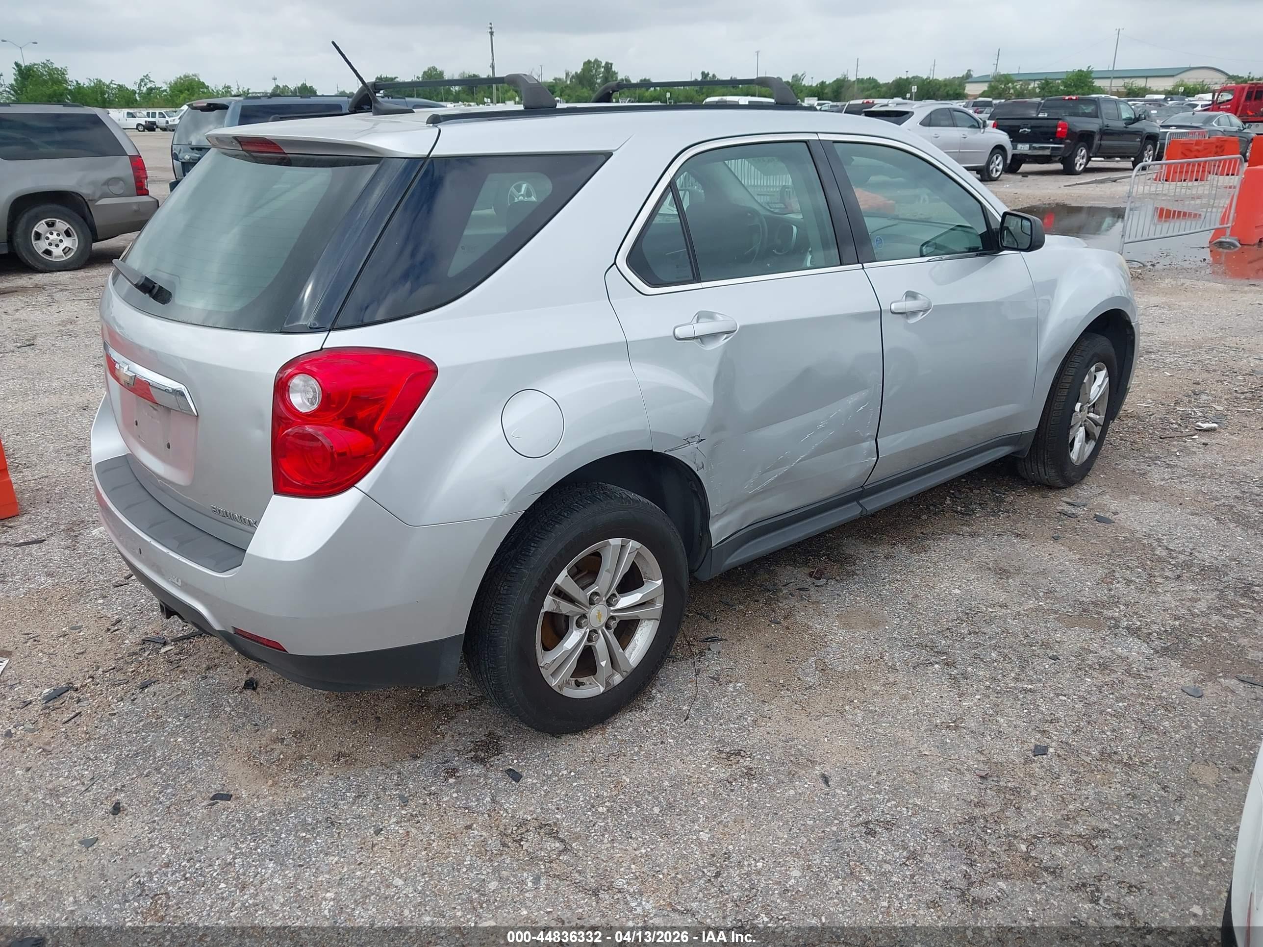 CHEVROLET EQUINOX image 4