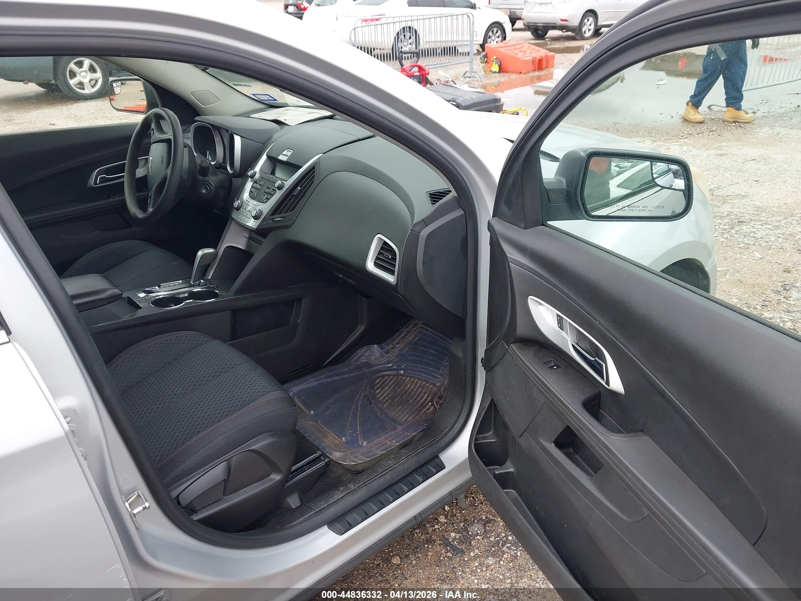 CHEVROLET EQUINOX image 5