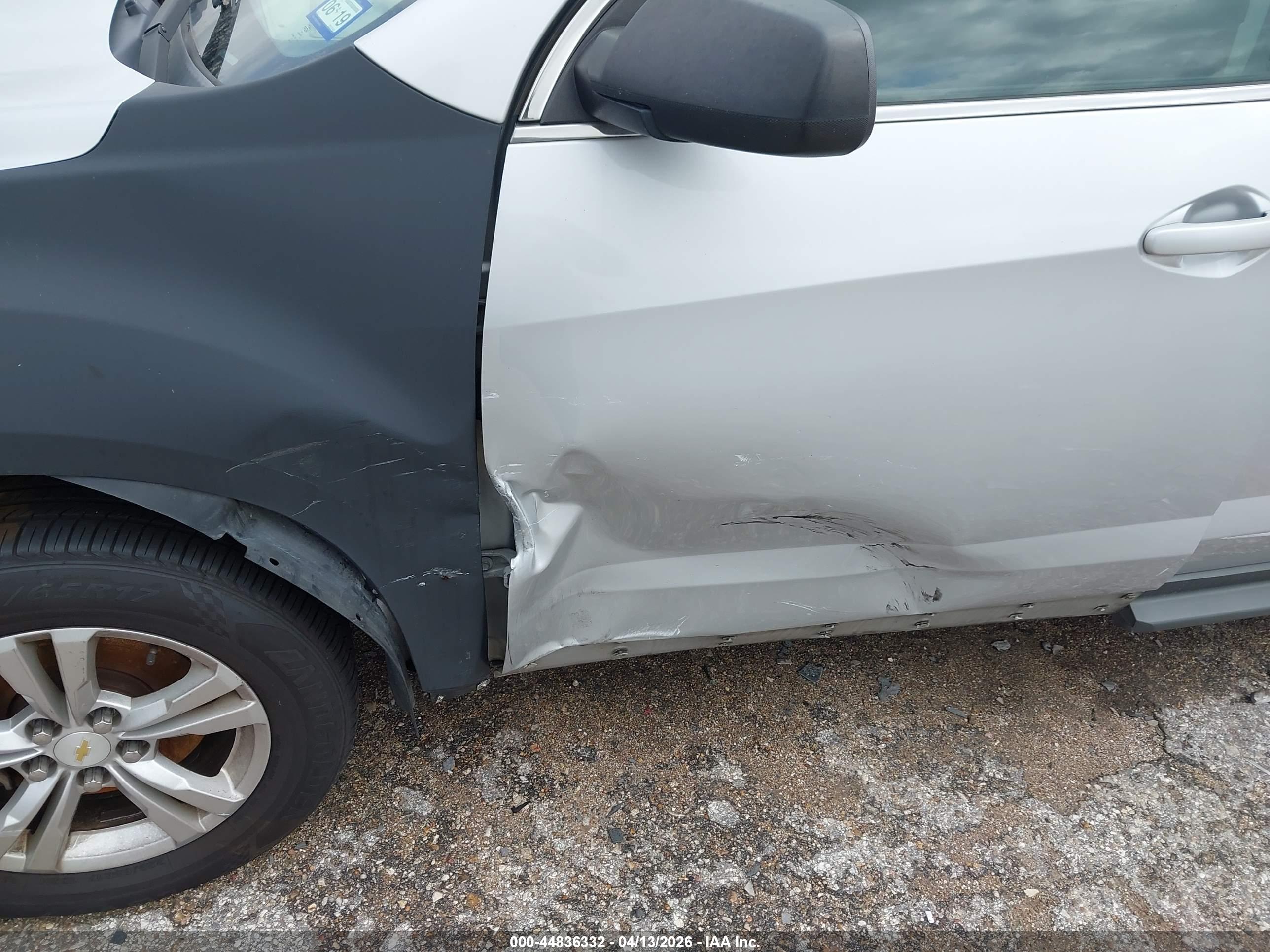 CHEVROLET EQUINOX image 6