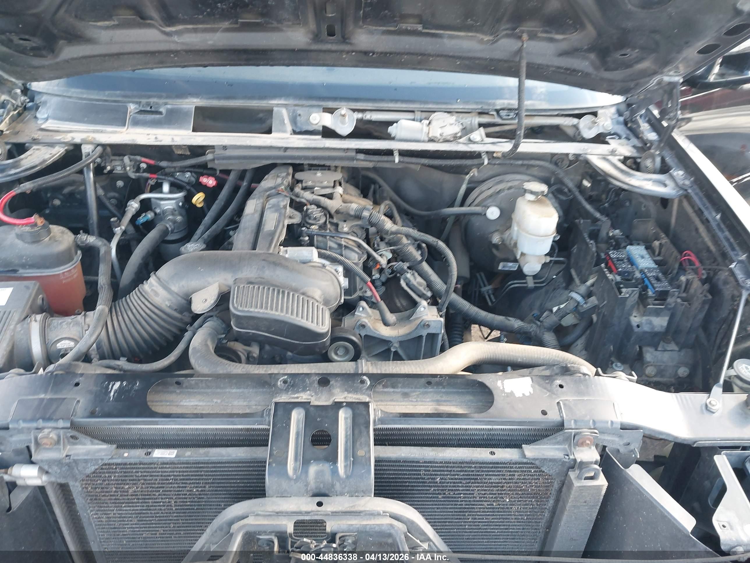 CHEVROLET SILVERADO image 10