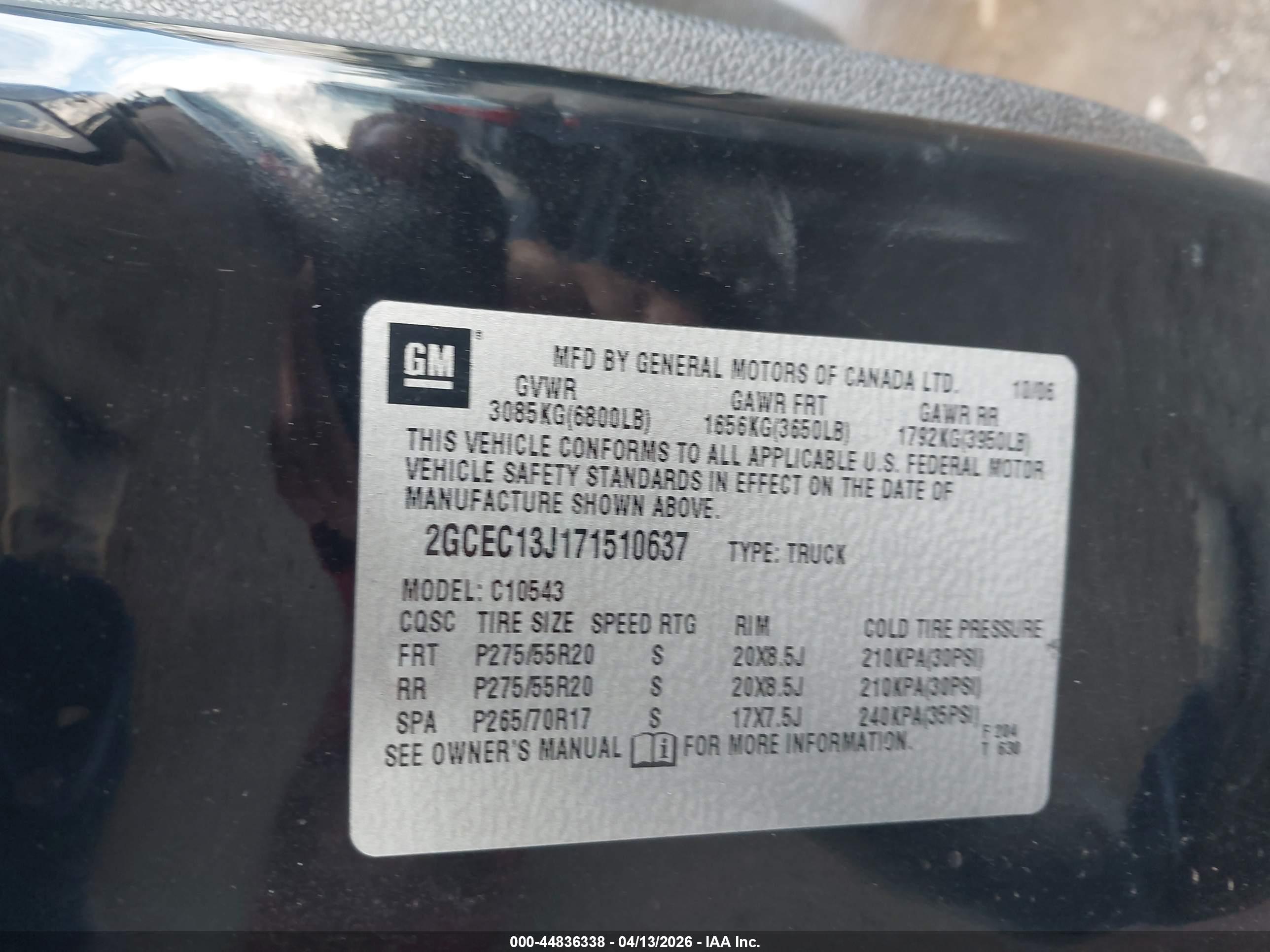 CHEVROLET SILVERADO image 9