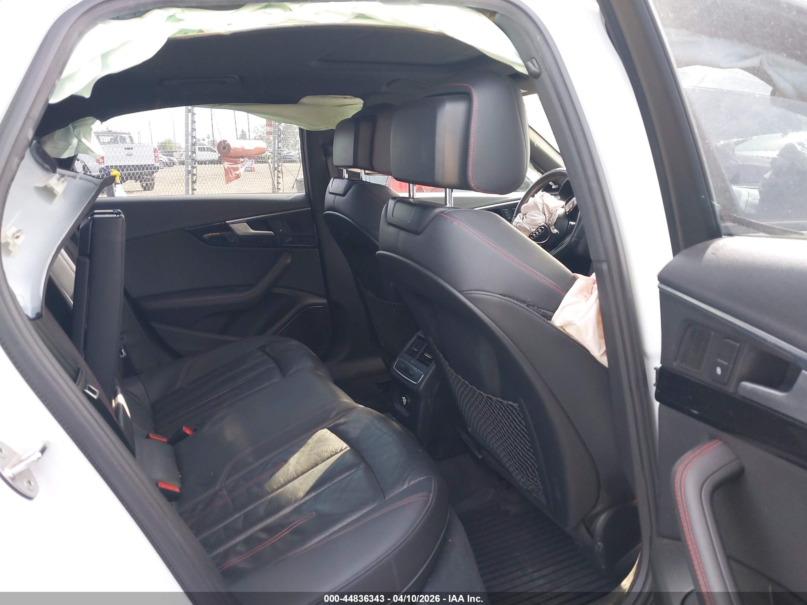 AUDI A4 image 8