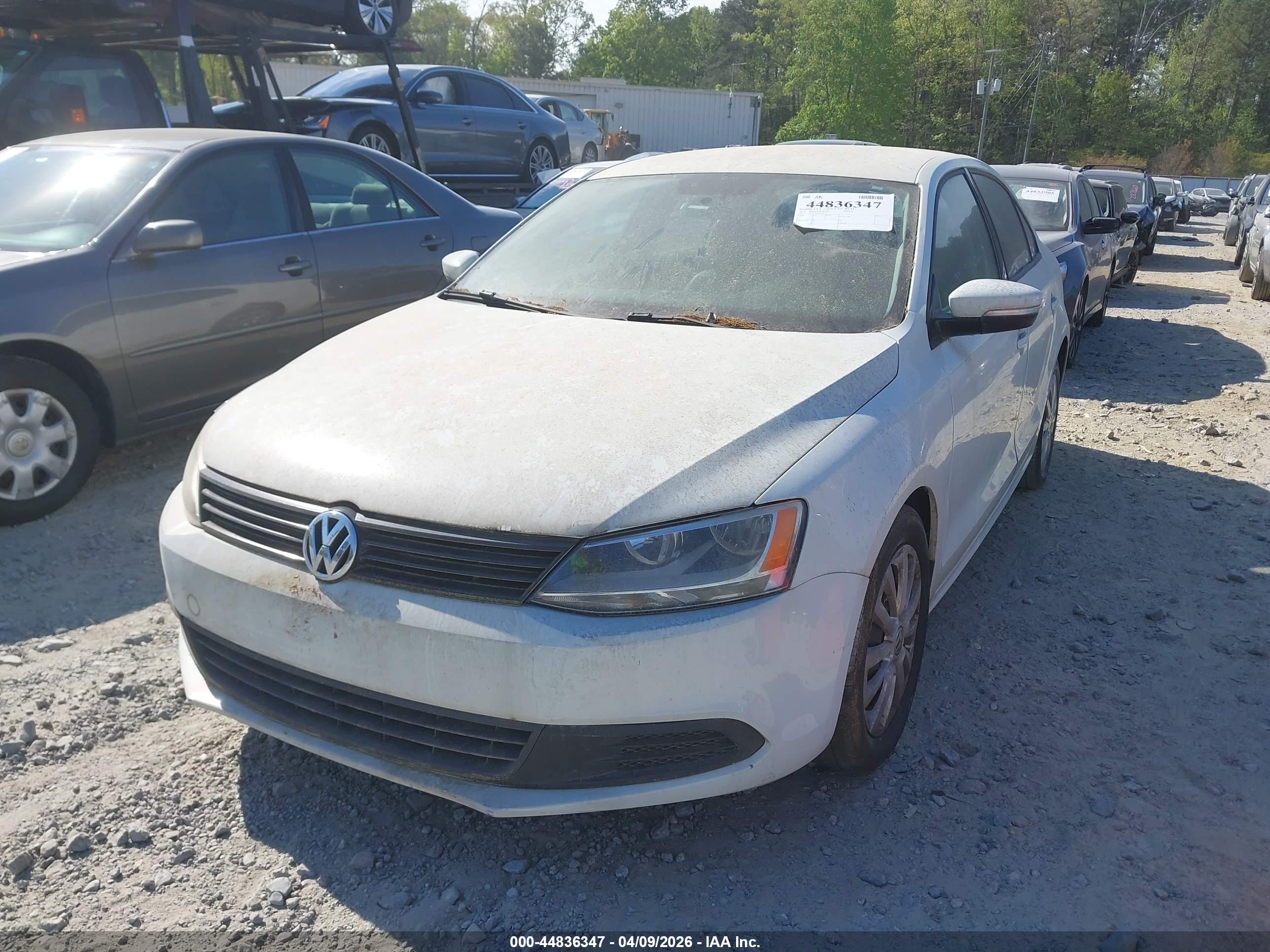 VOLKSWAGEN JETTA image 2