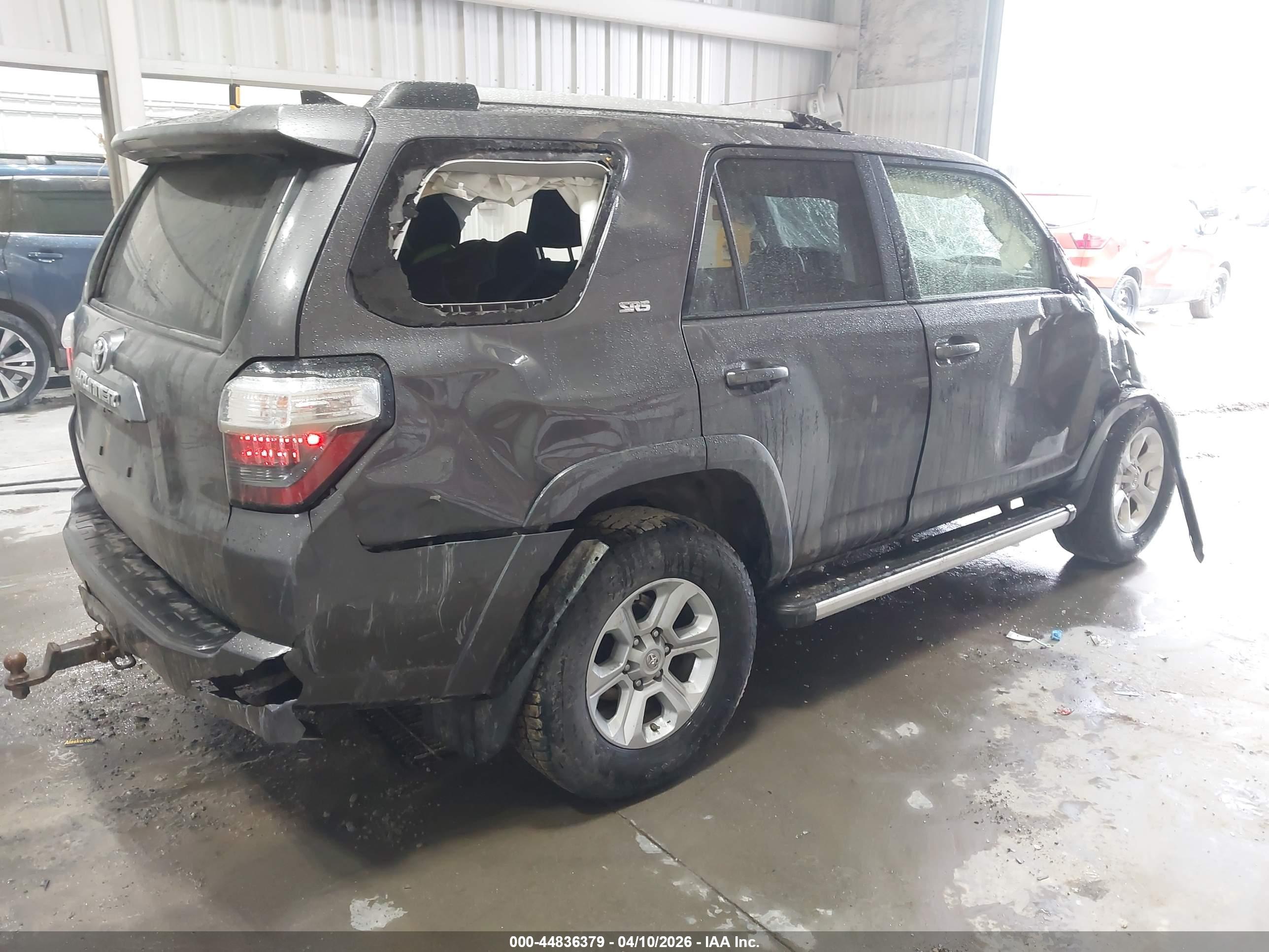 TOYOTA 4RUNNER image 4