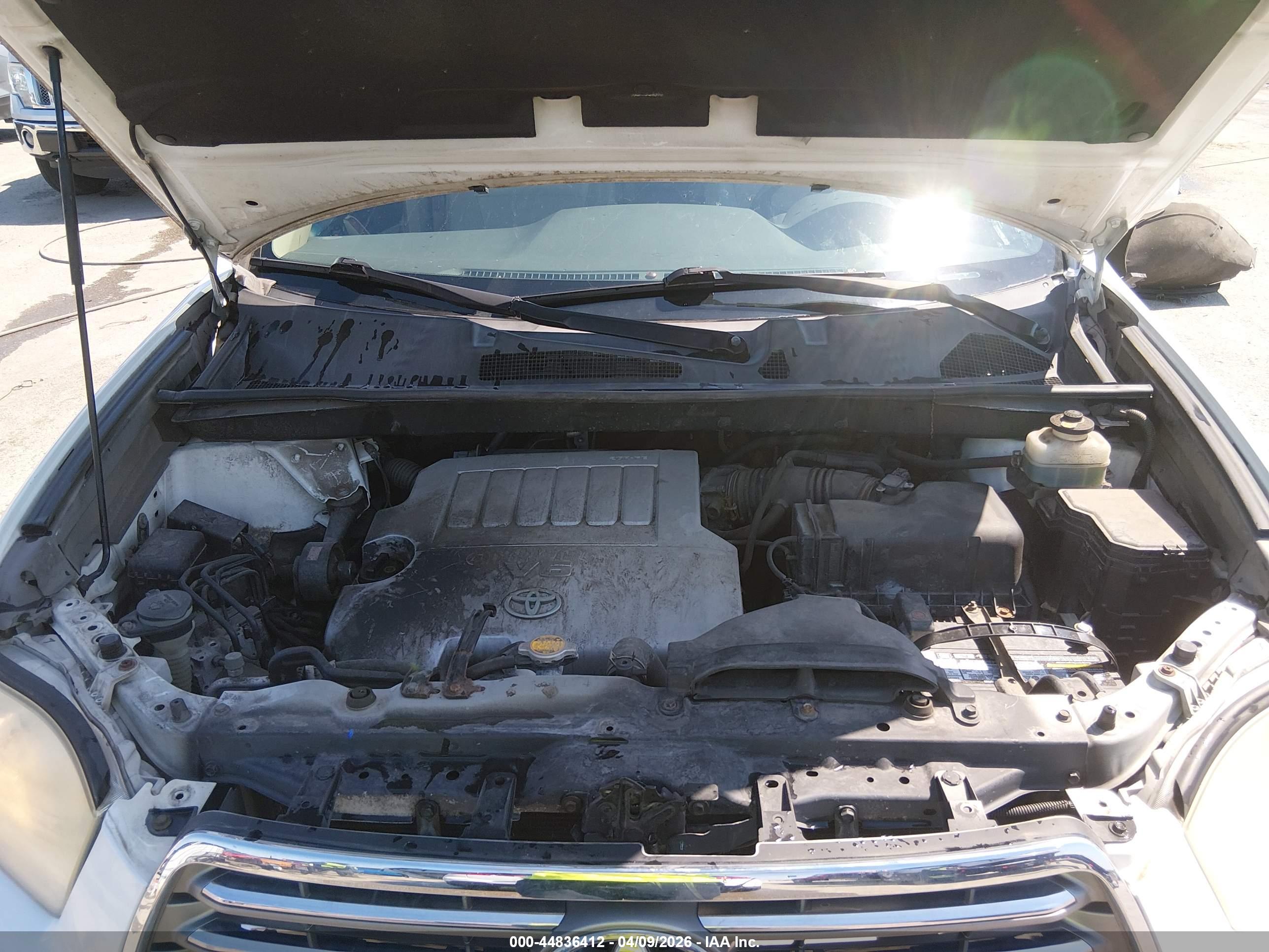 TOYOTA HIGHLANDER image 10