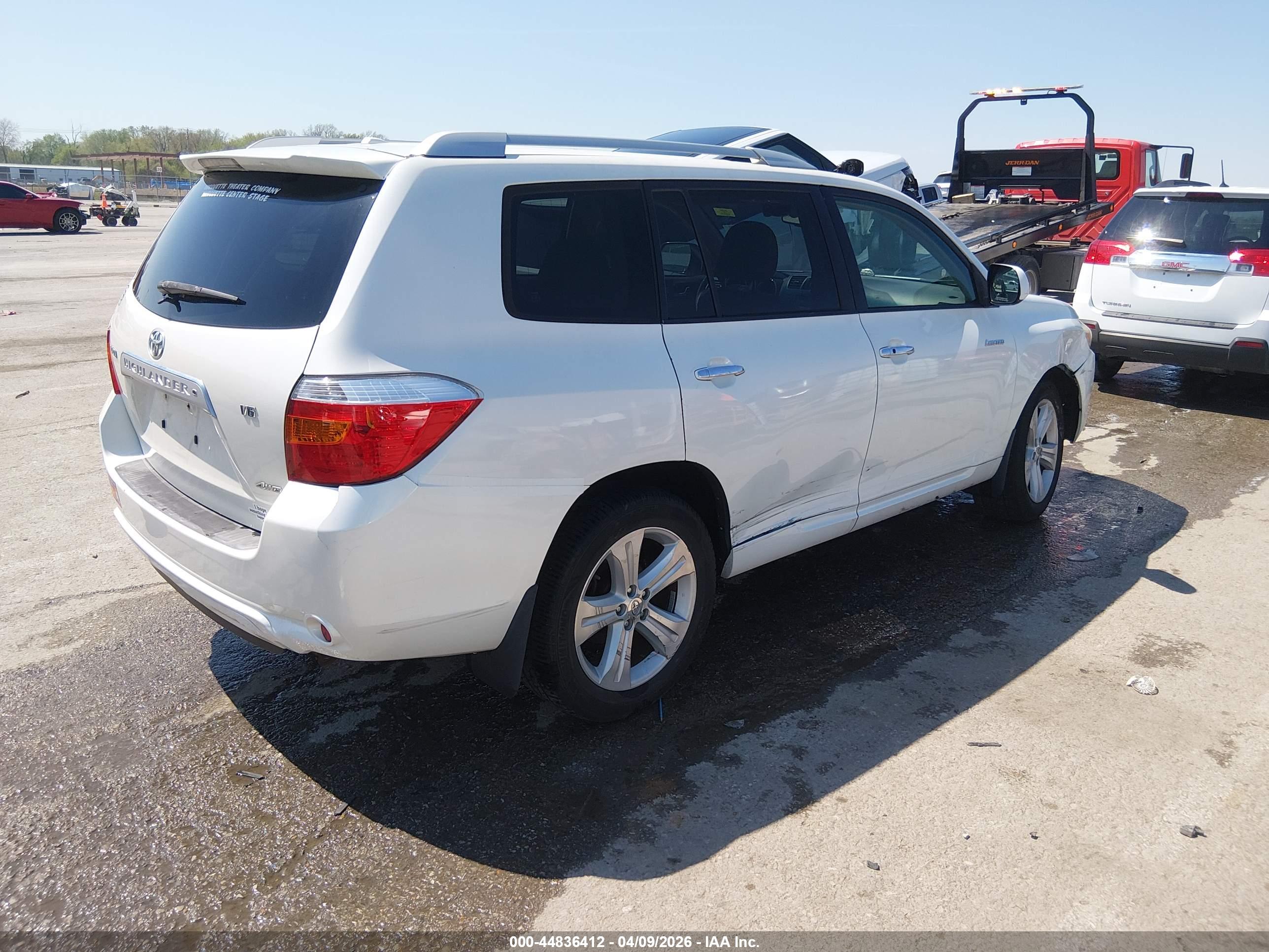TOYOTA HIGHLANDER image 4