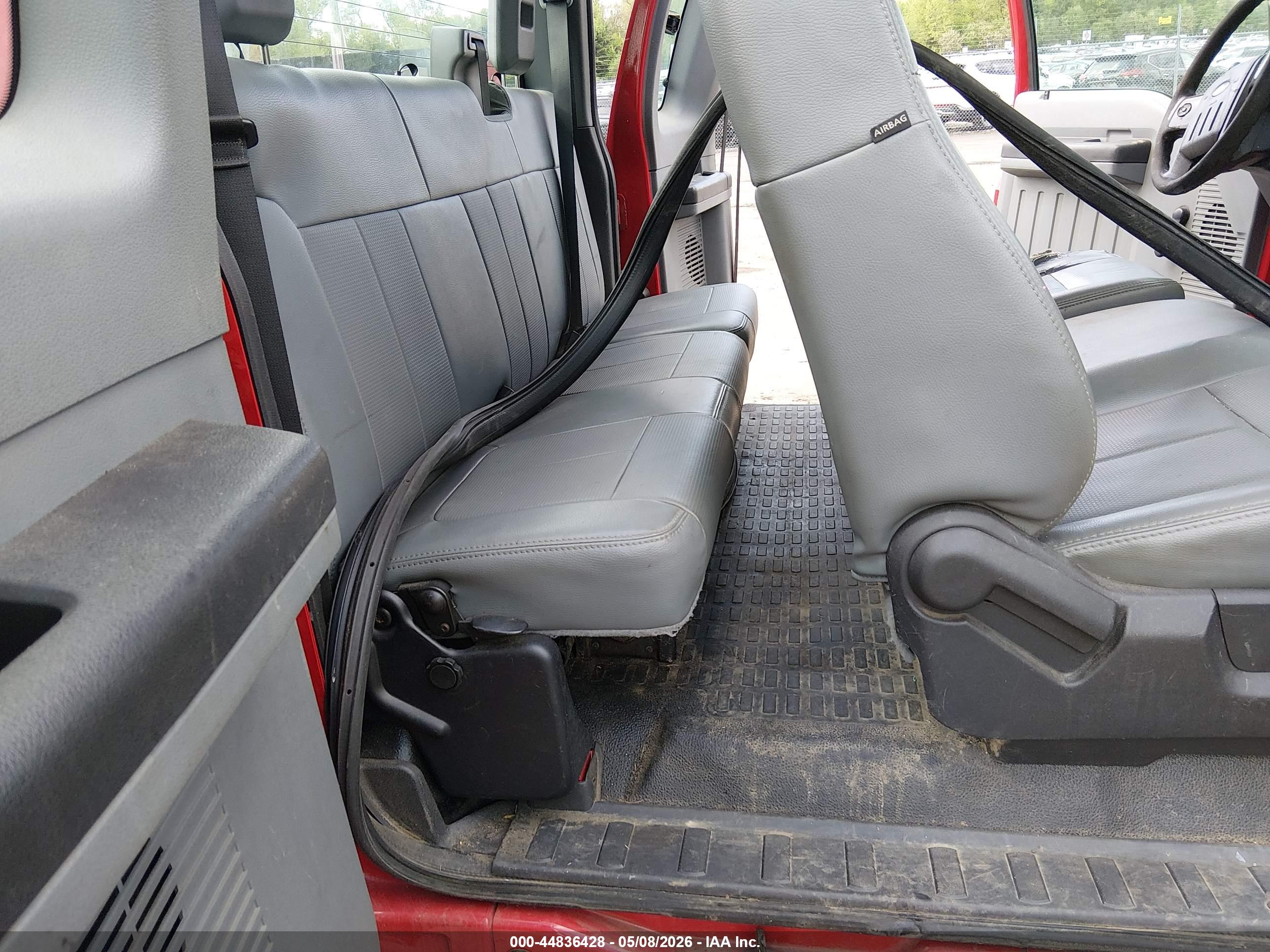 FORD F-350 image 8