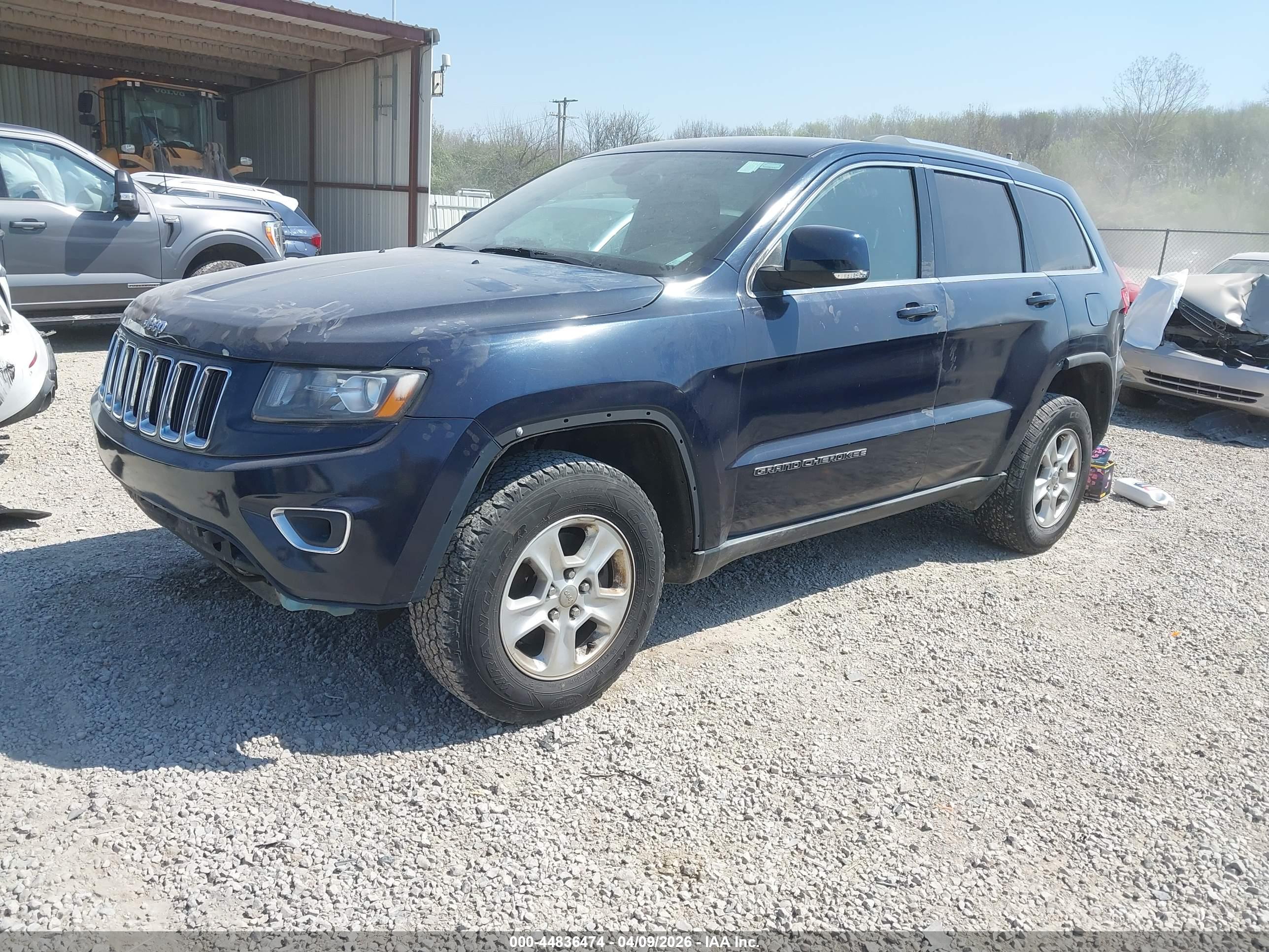JEEP GRAND image 2