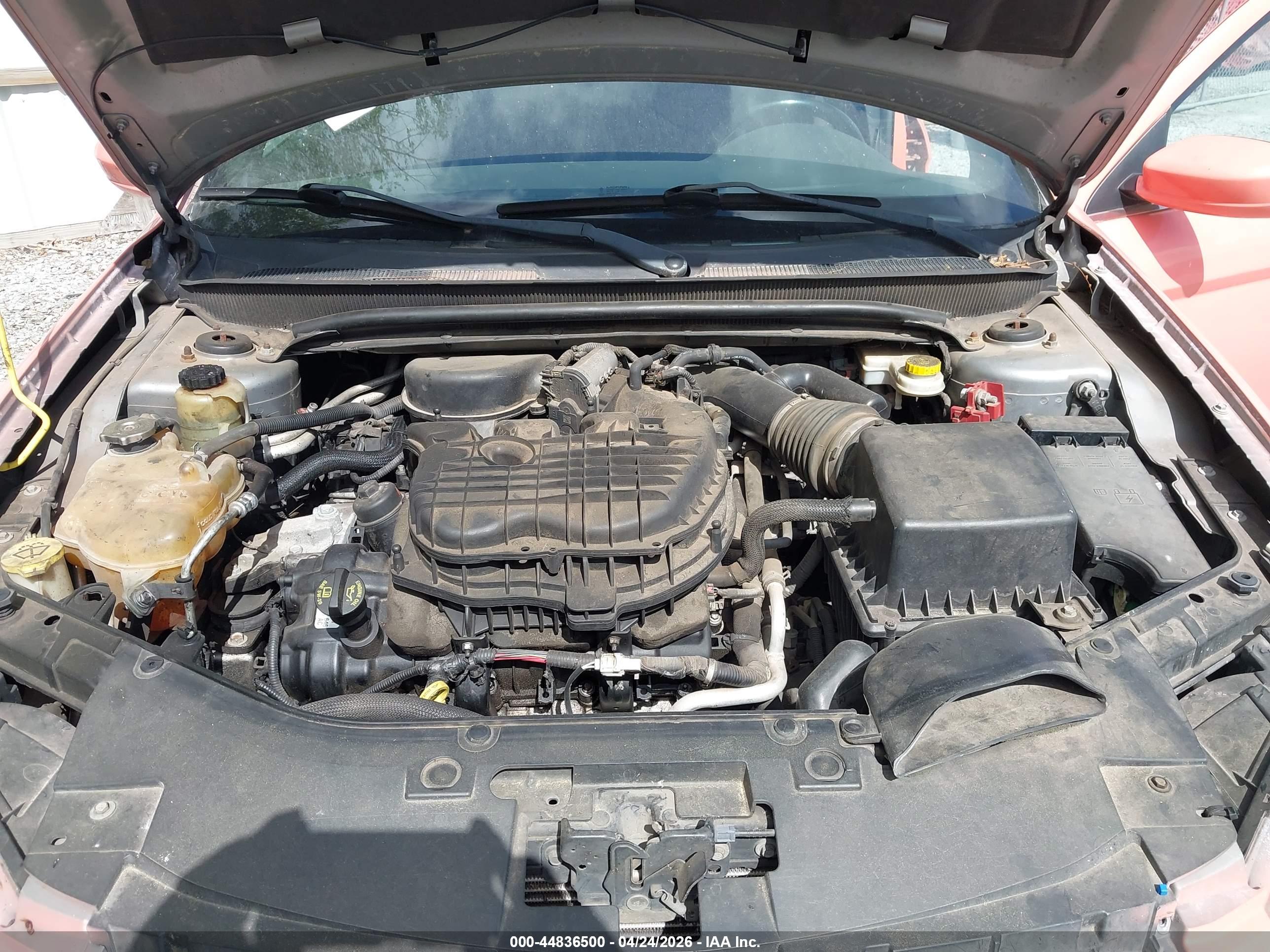 CHRYSLER 200 image 10