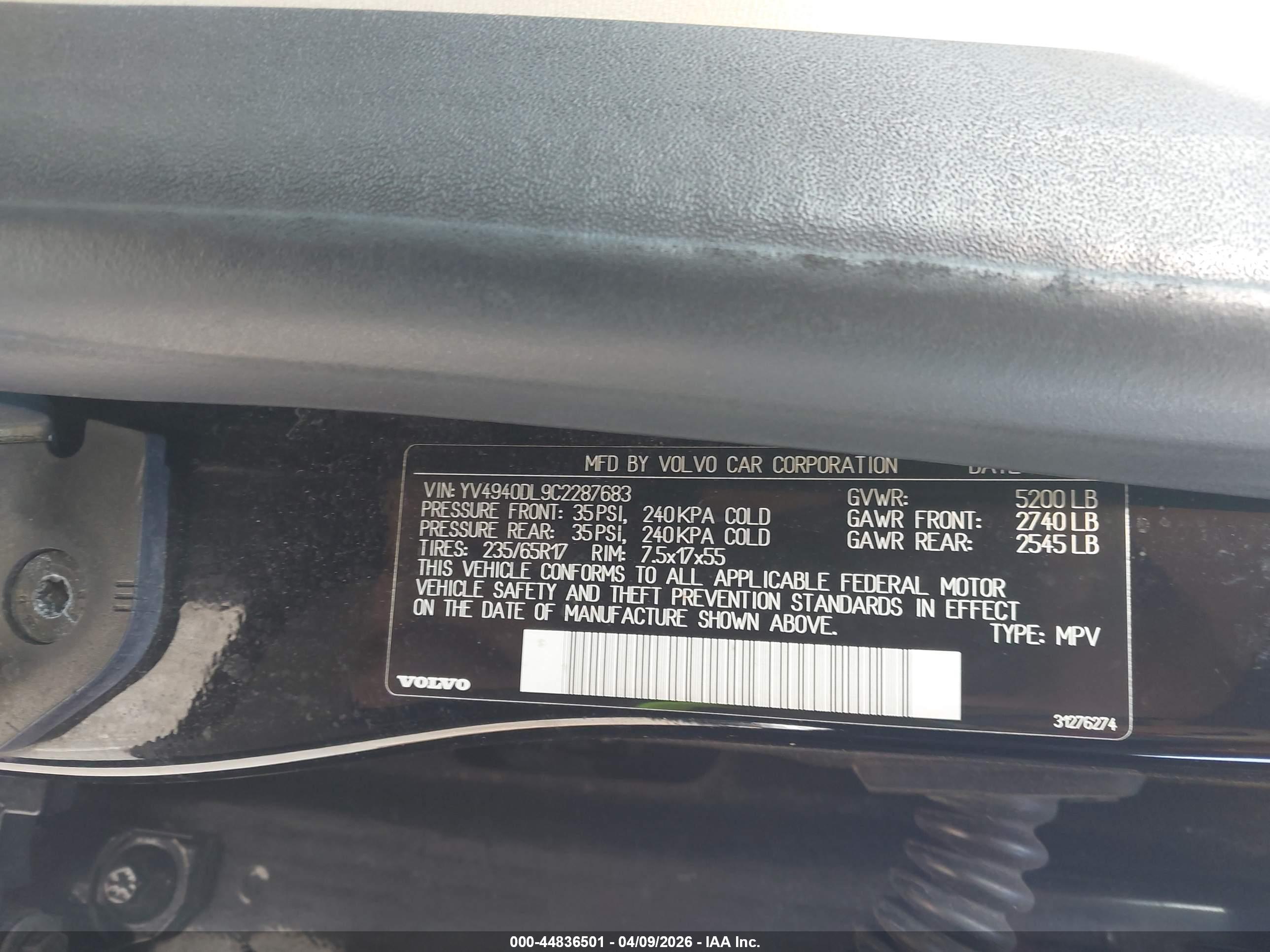 VOLVO XC60 image 9