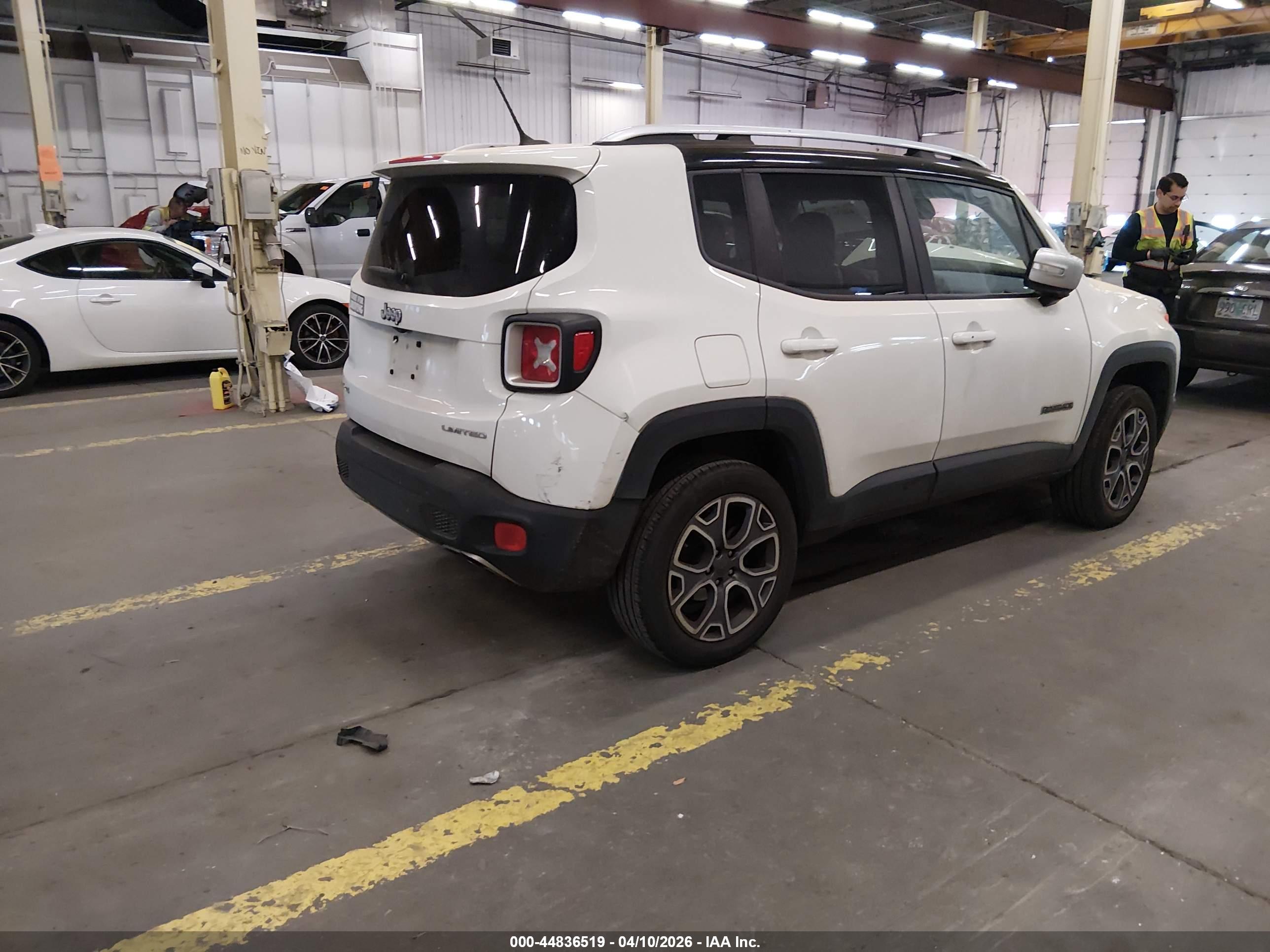 JEEP RENEGADE image 4