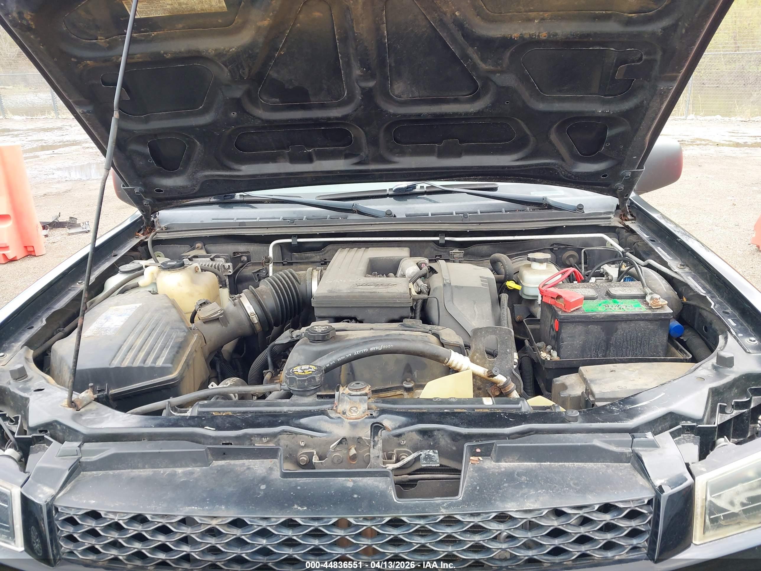 CHEVROLET COLORADO image 10