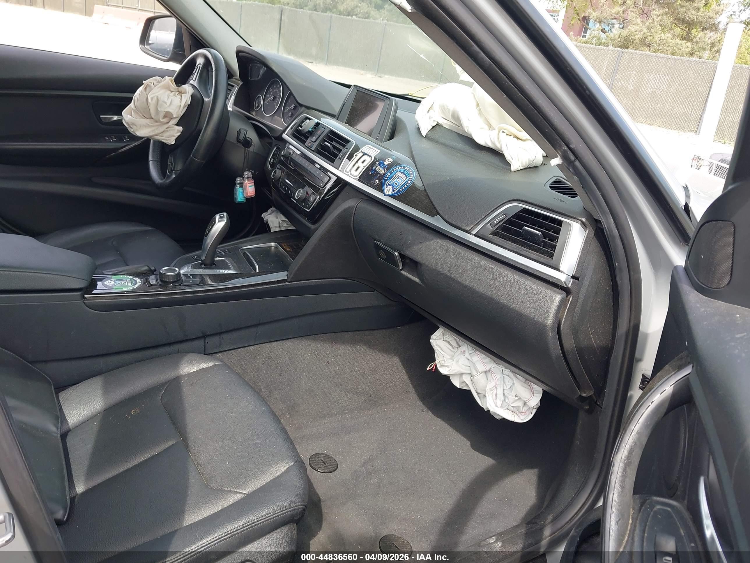 BMW 320I image 5