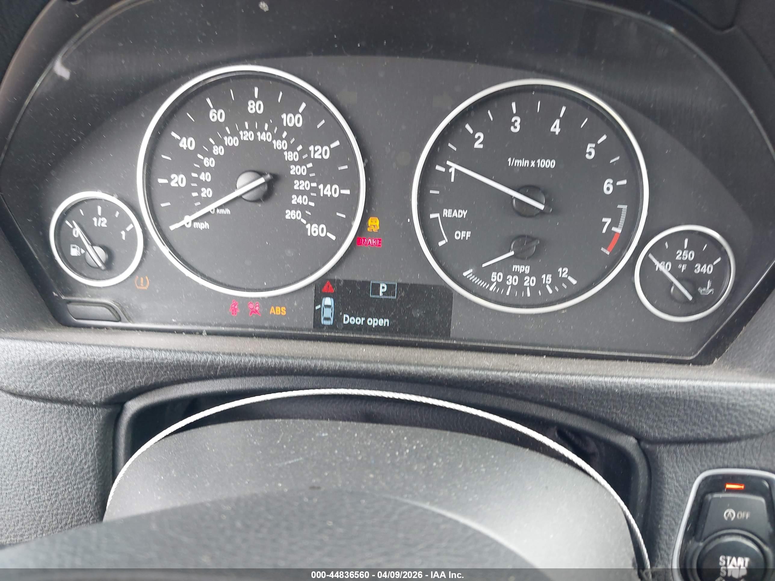 BMW 320I image 7
