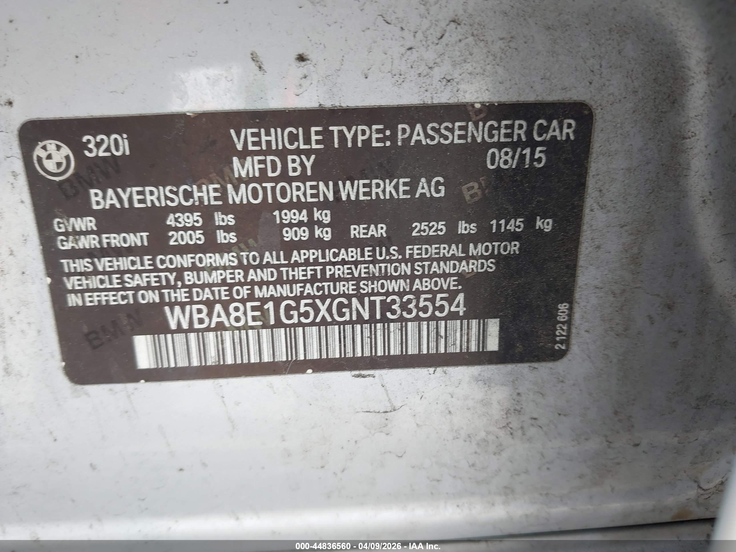 BMW 320I image 9