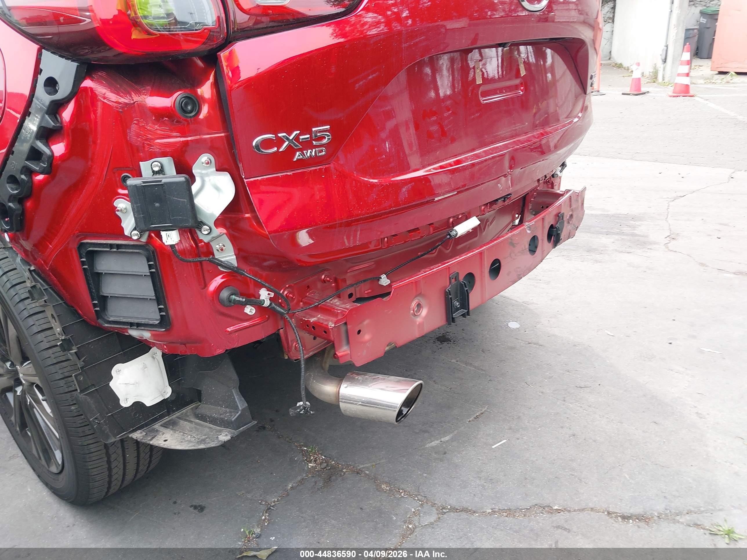 MAZDA CX-5 image 6