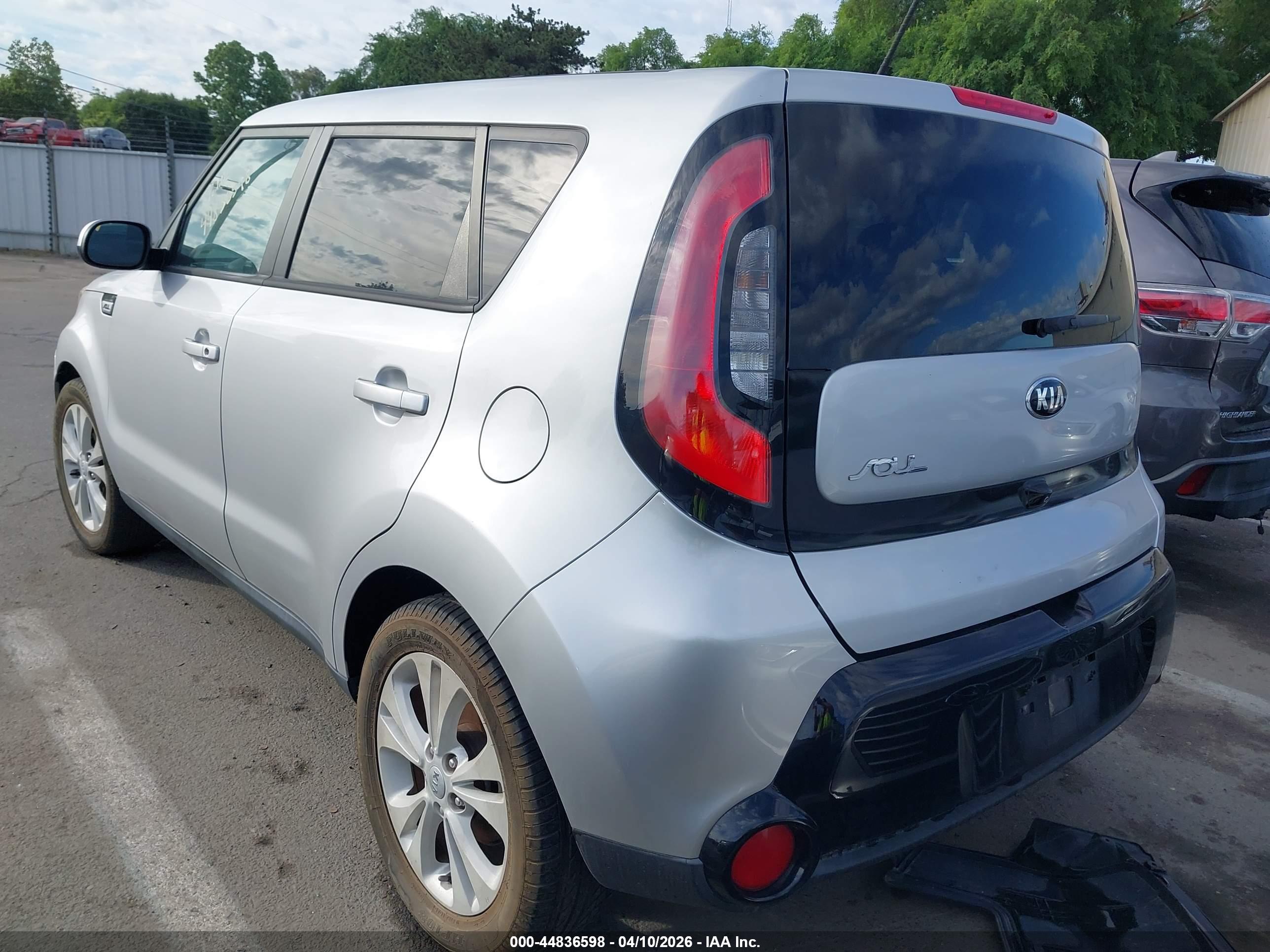 KIA SOUL image 3