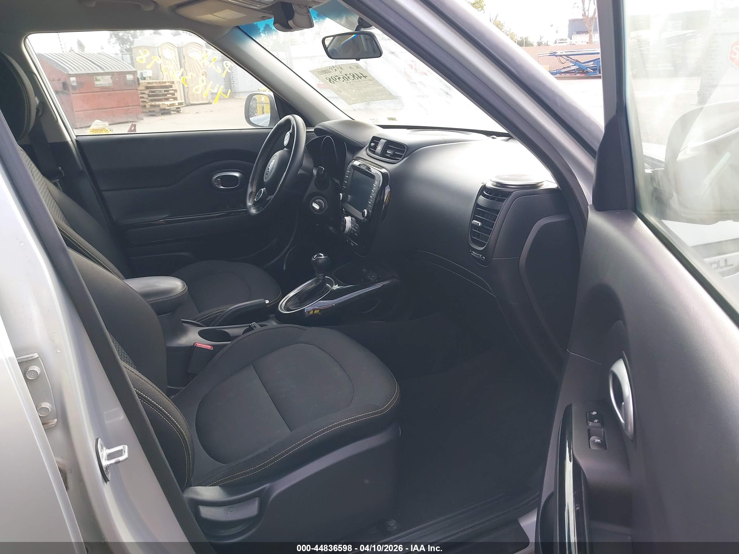 KIA SOUL image 5