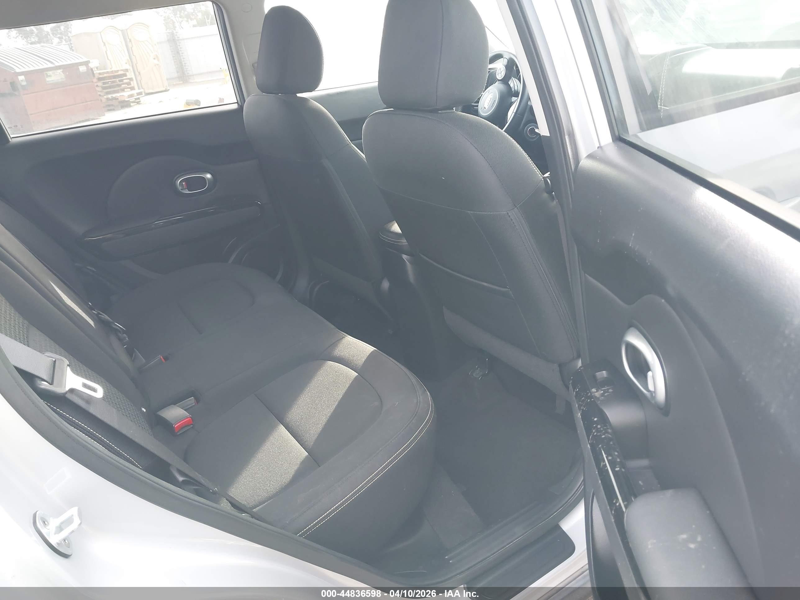 KIA SOUL image 8