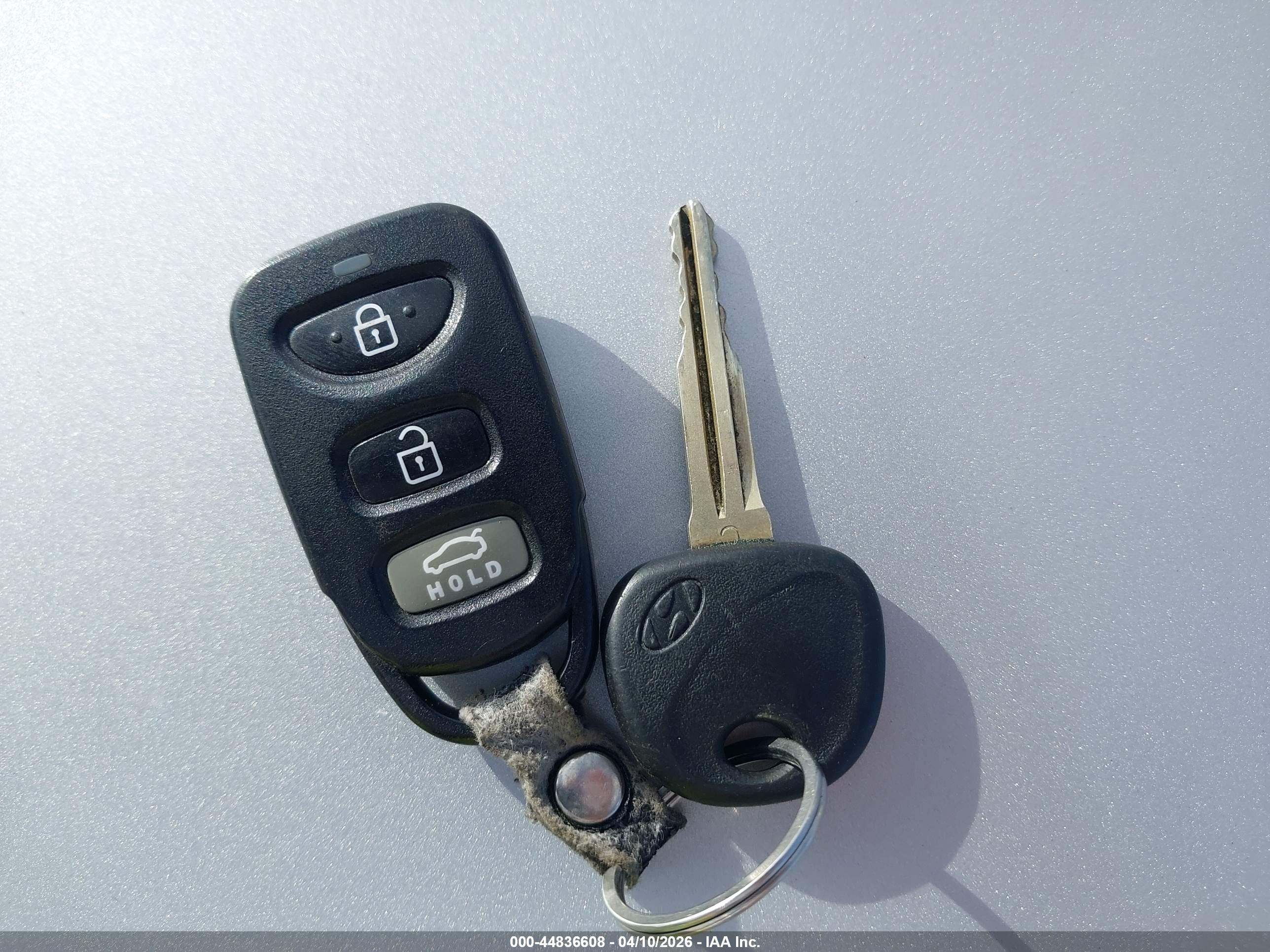 HYUNDAI ELANTRA image 11