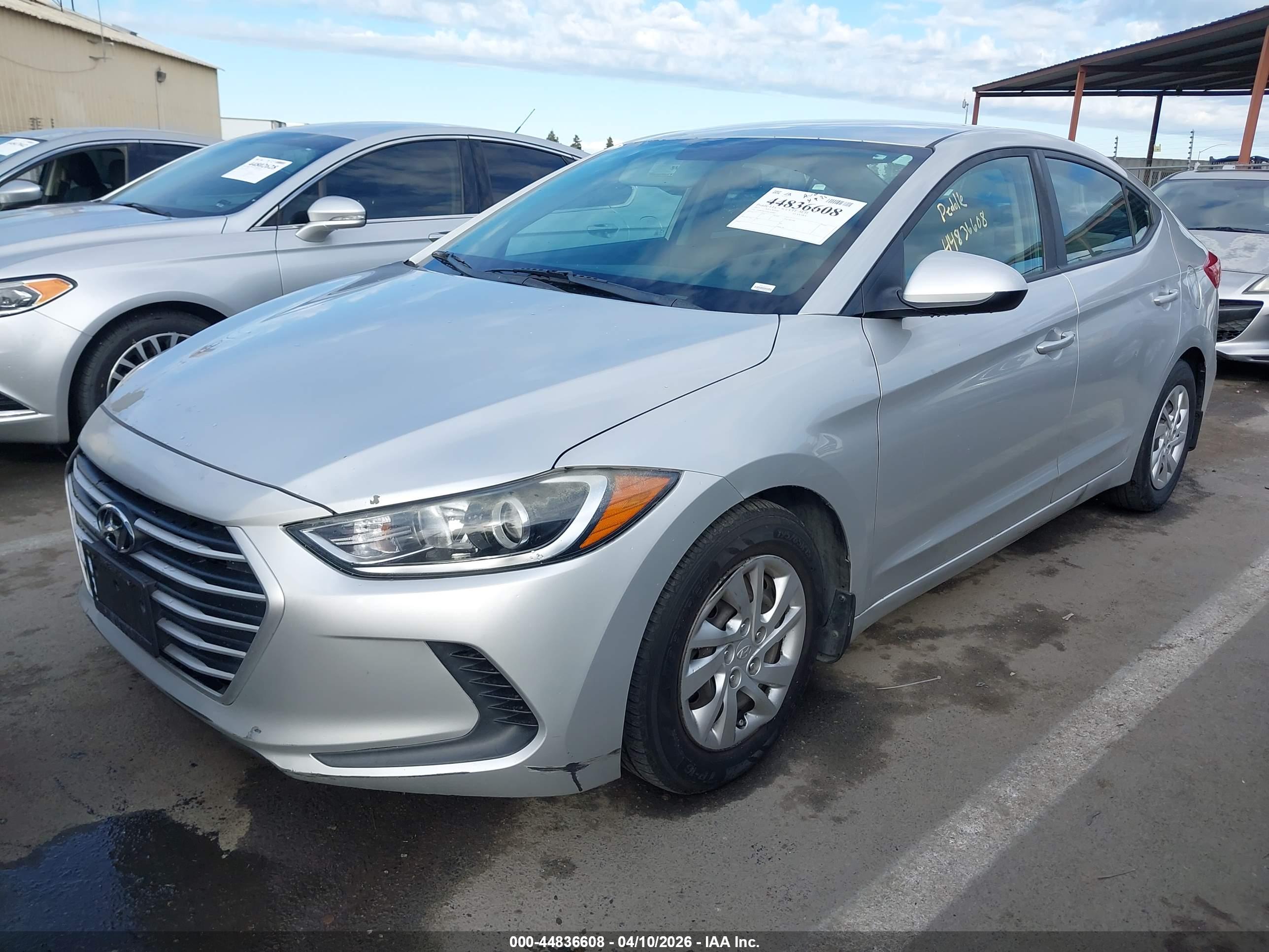 HYUNDAI ELANTRA image 2