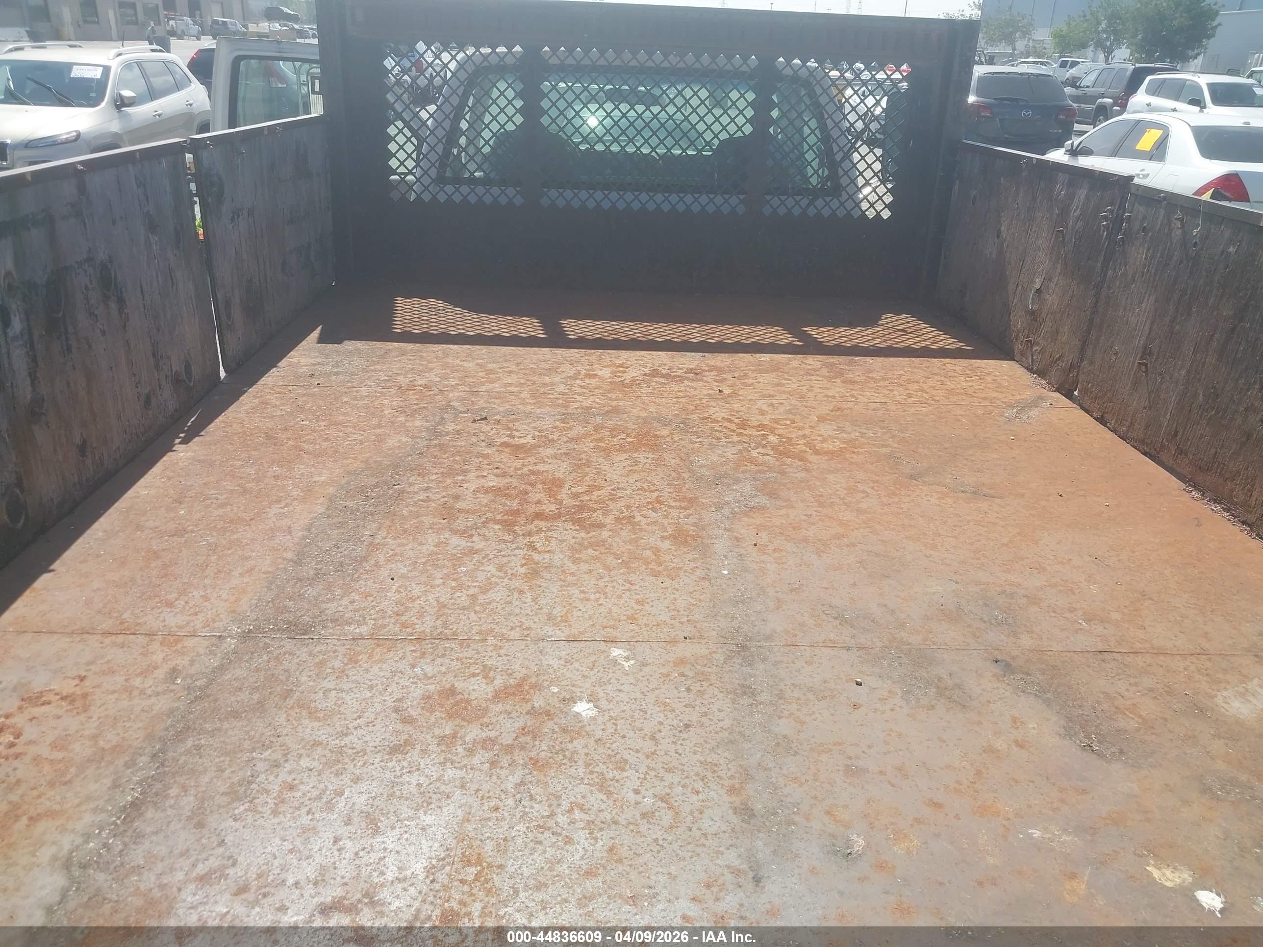 CHEVROLET C3500 image 7