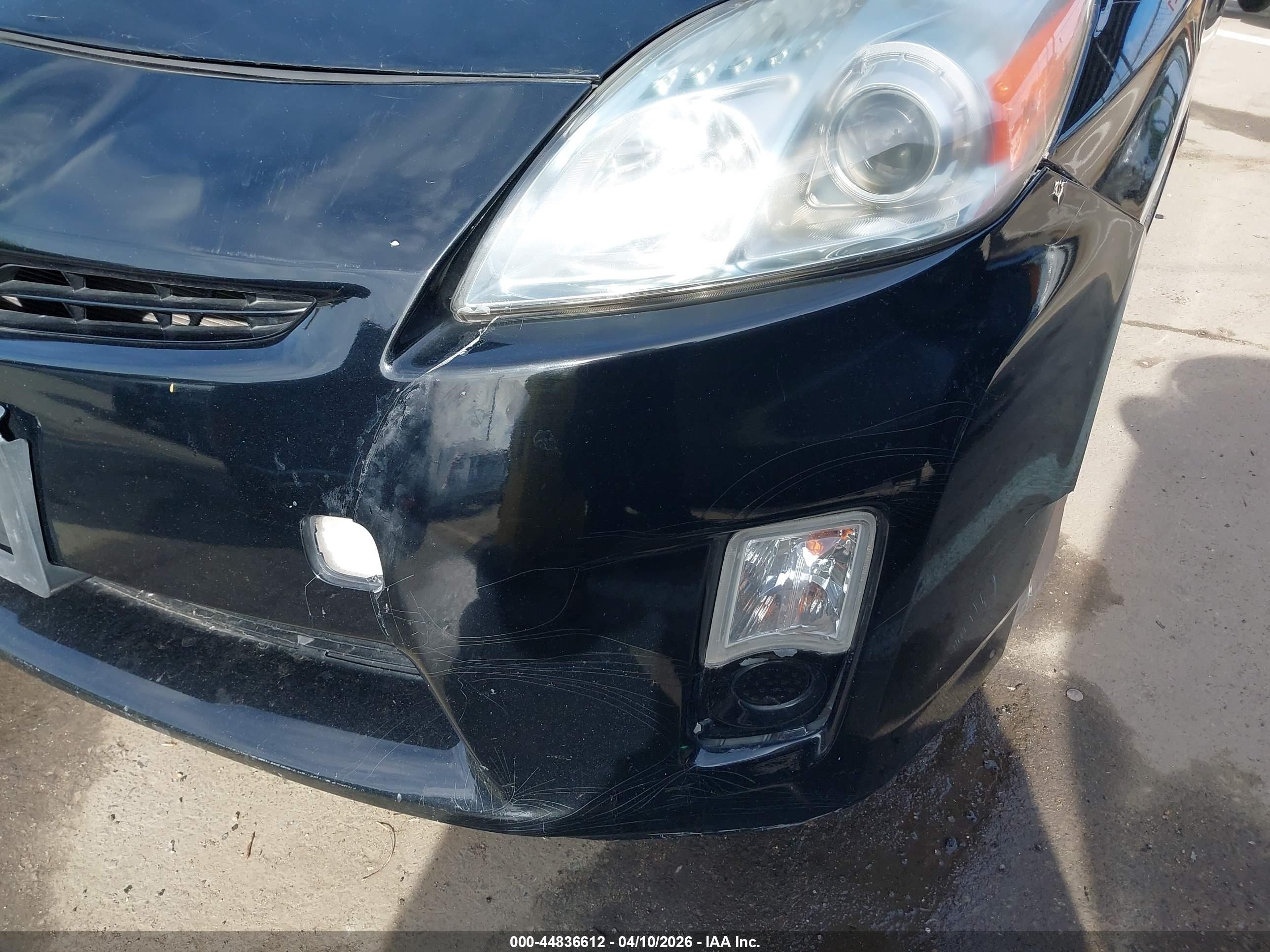 TOYOTA PRIUS image 6