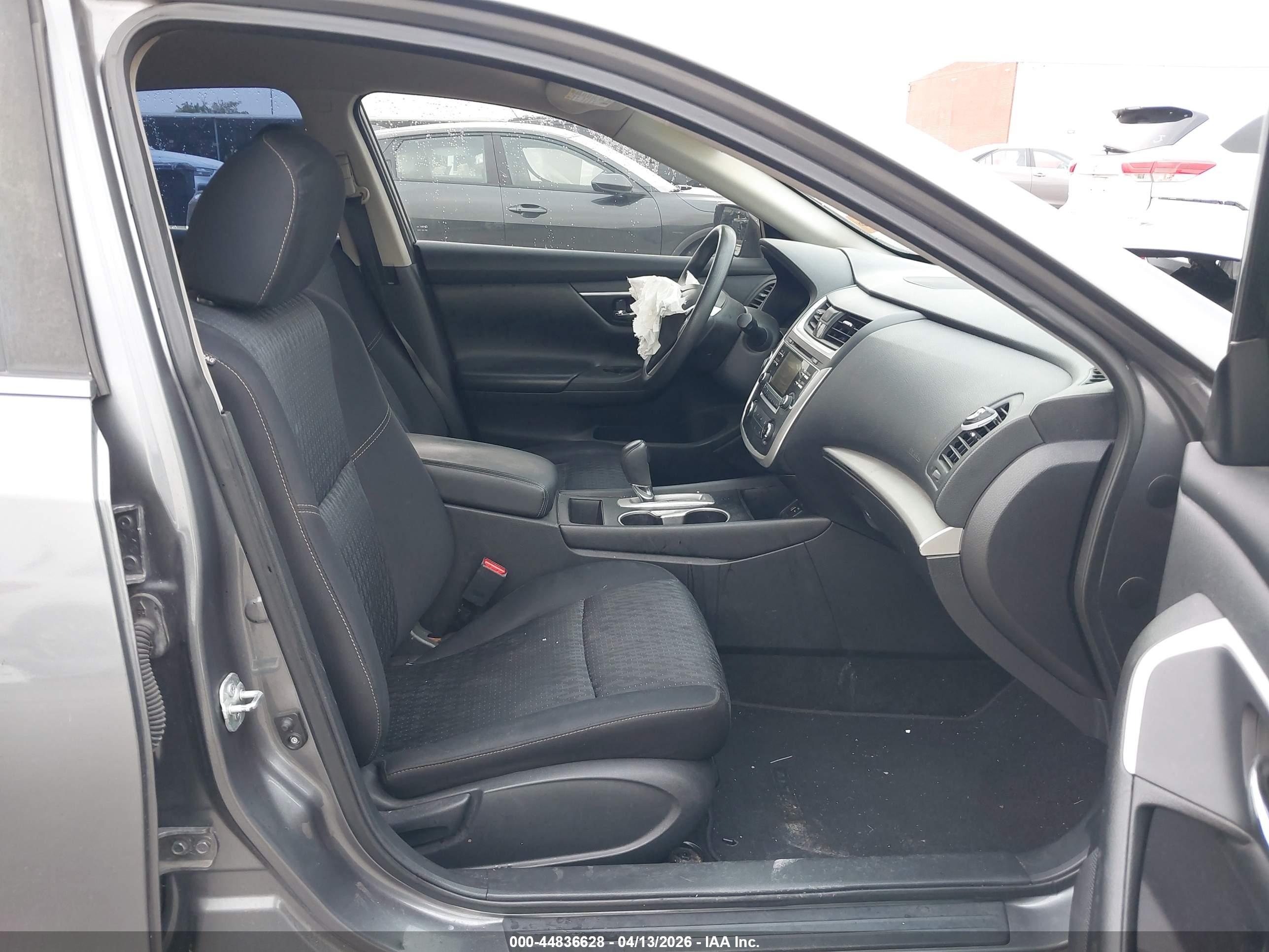 NISSAN ALTIMA image 5