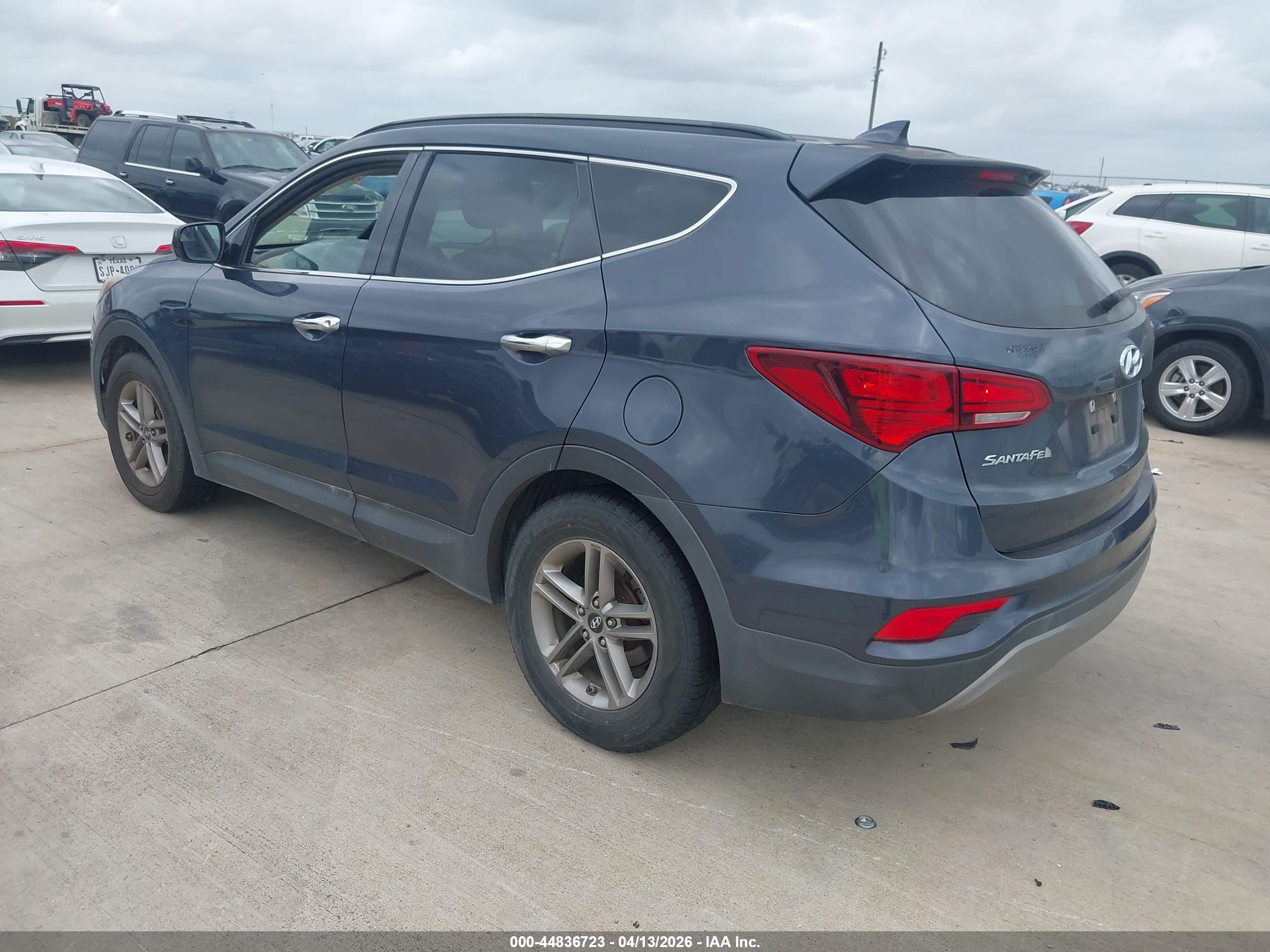 HYUNDAI SANTA image 3