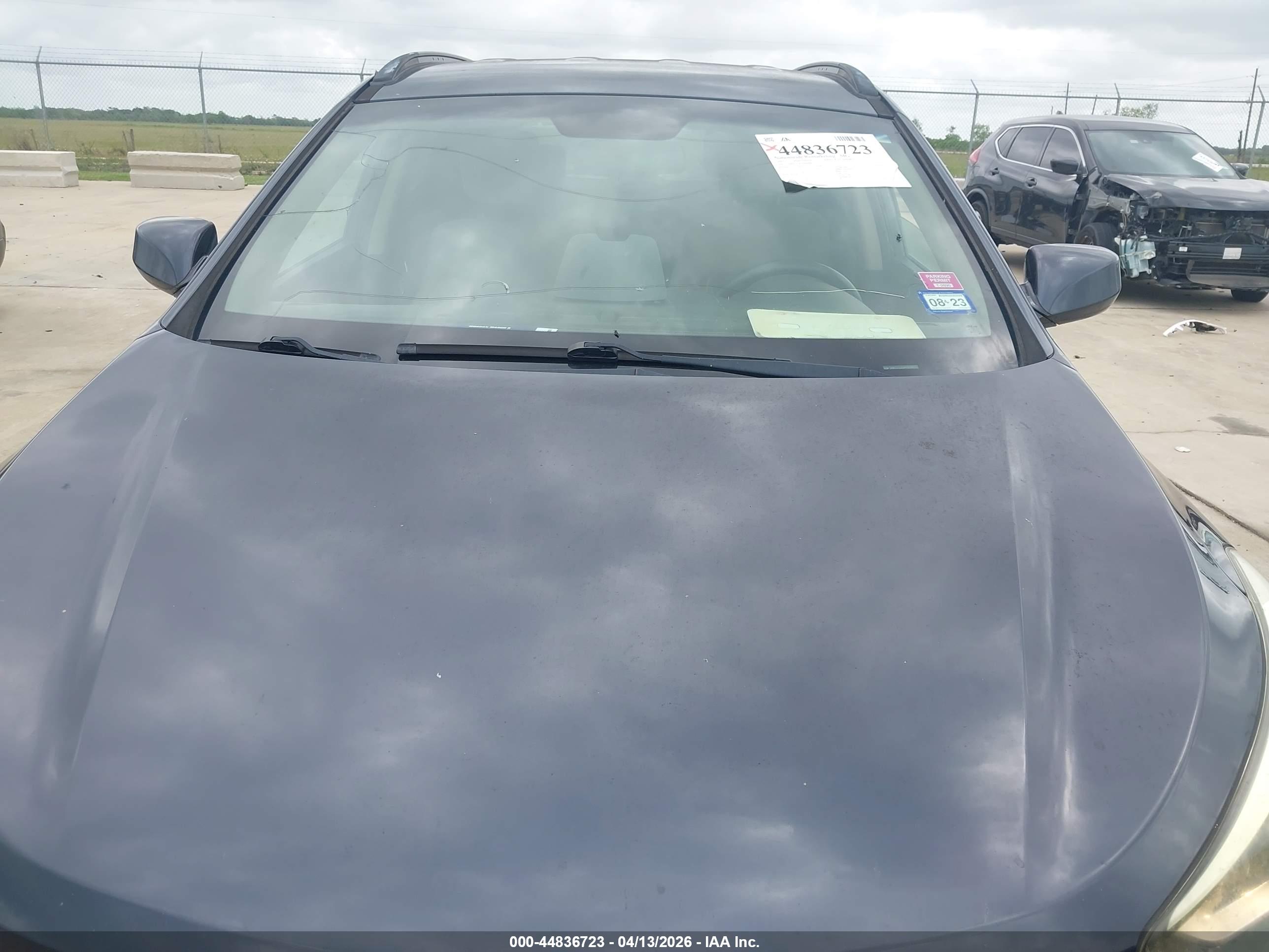 HYUNDAI SANTA image 6
