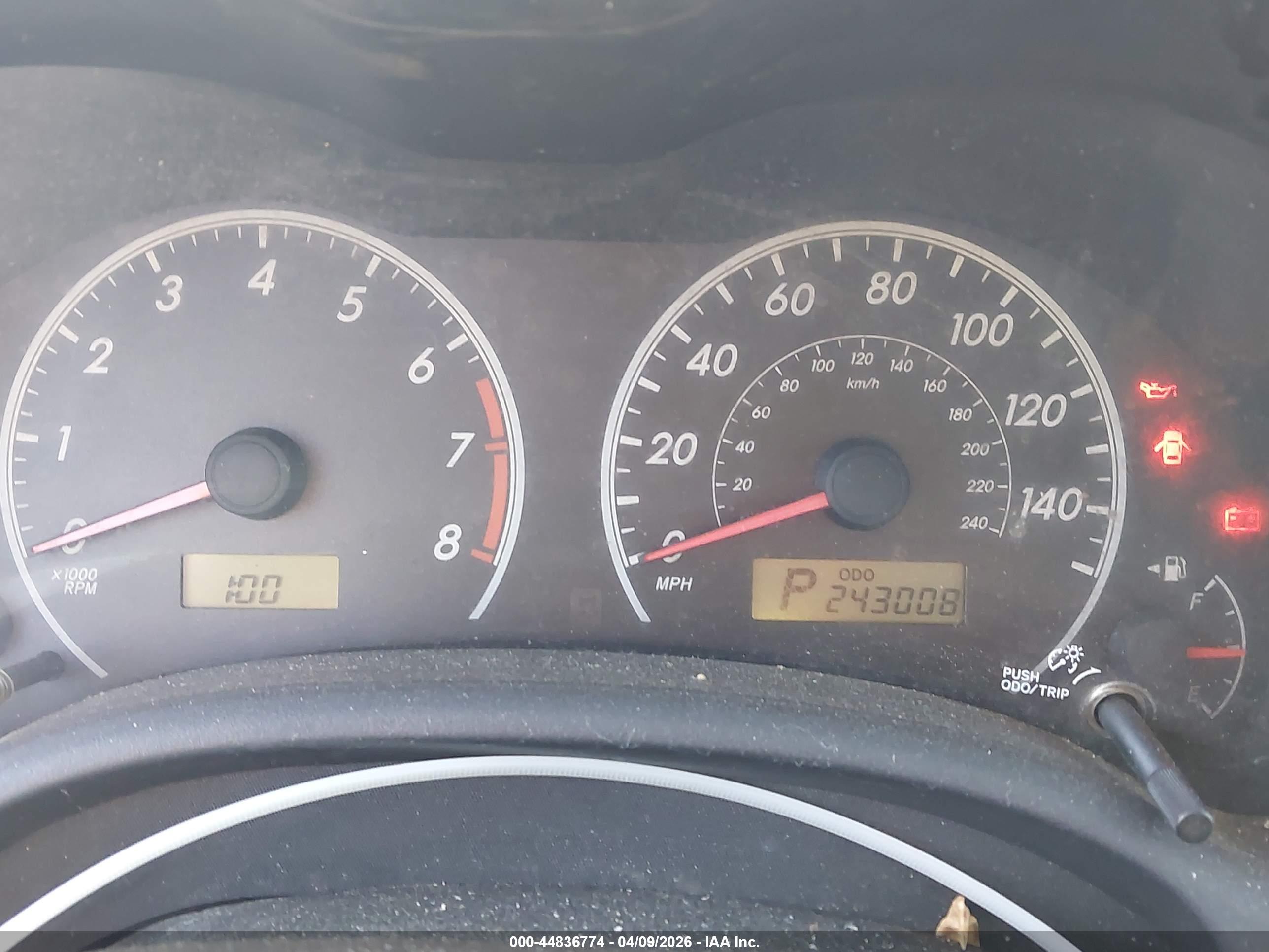 TOYOTA COROLLA image 7